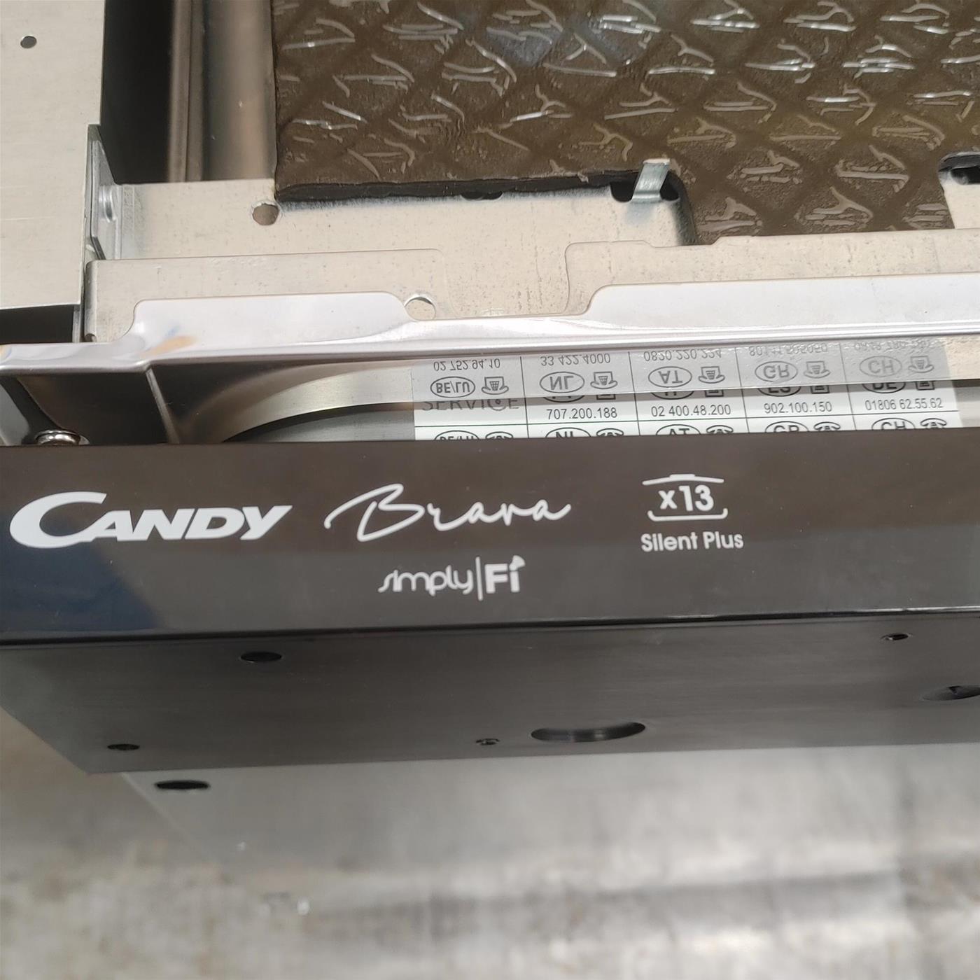 Candy Brava CSIN 2D360PB A scomparsa totale 13 coperti E