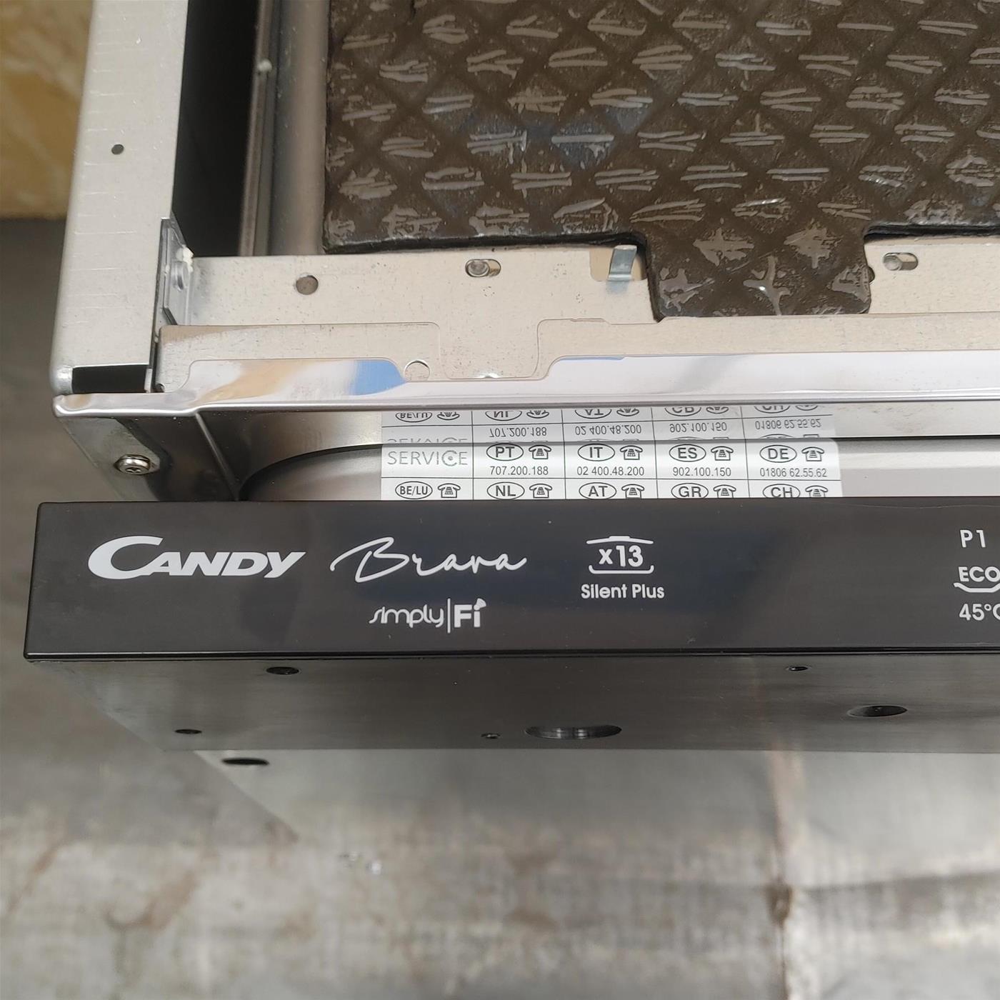 Candy Brava CSIN 2D360PB A scomparsa totale 13 coperti E