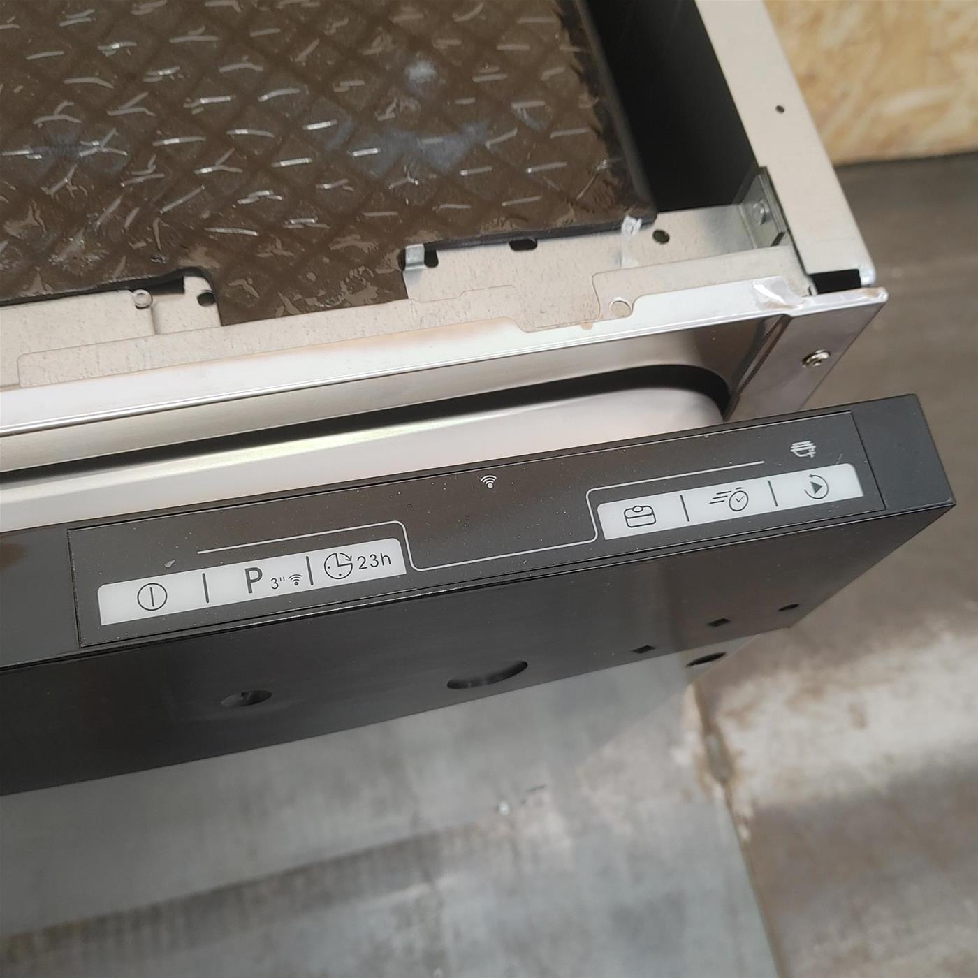 Candy Brava CSIN 2D360PB A scomparsa totale 13 coperti E