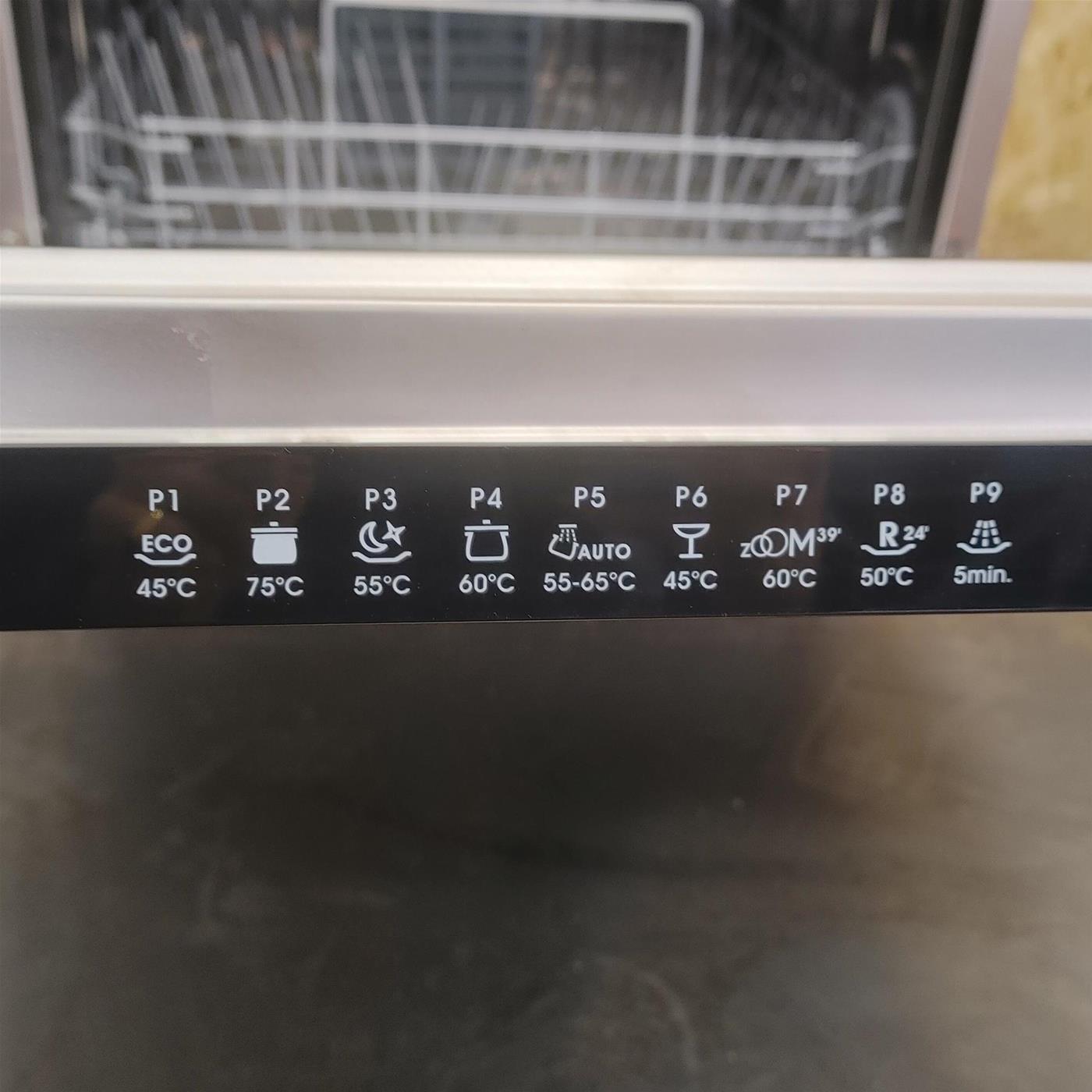 Candy Brava CDIN 4D340PB A scomparsa totale 13 coperti D