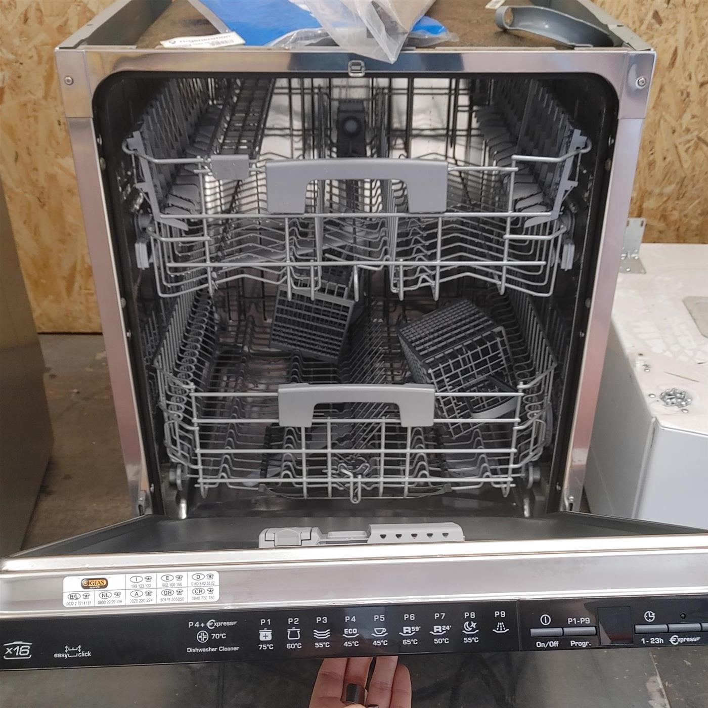 Lavastoviglie Candy CDI 3615 A scomparsa totale 16 coperti