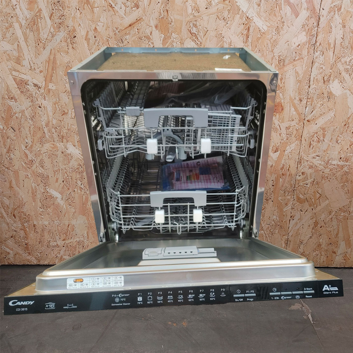 Lavastoviglie Candy CDI 3615 A scomparsa totale 16 coperti