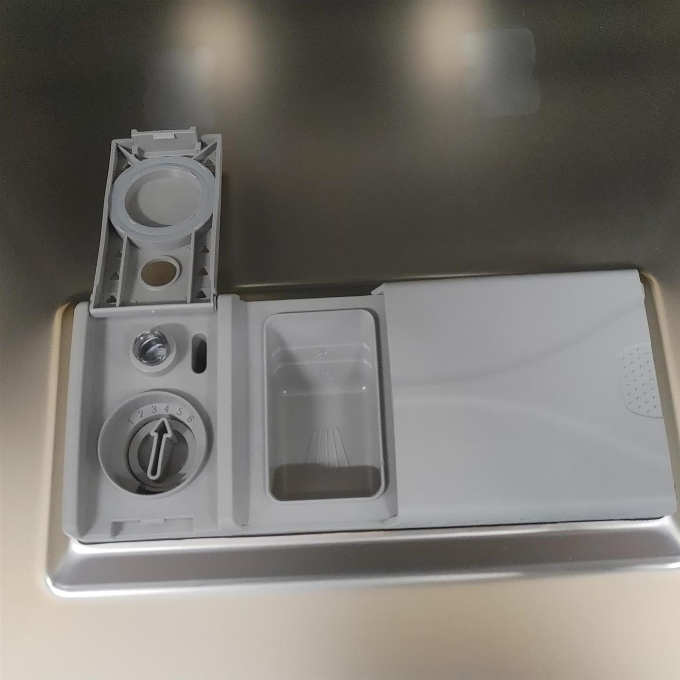 Lavastoviglie Candy CDI 3615 A scomparsa totale 16 coperti