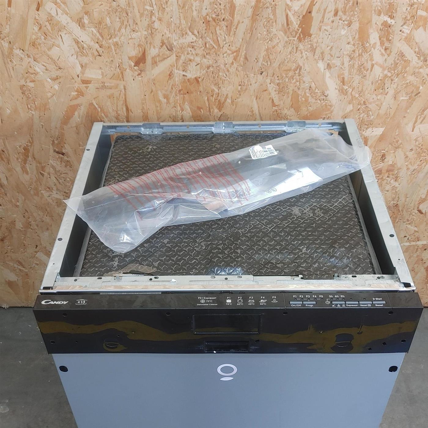 Lavastoviglie Candy CDI1L38-02/T a scomparsa totale 13 coperti