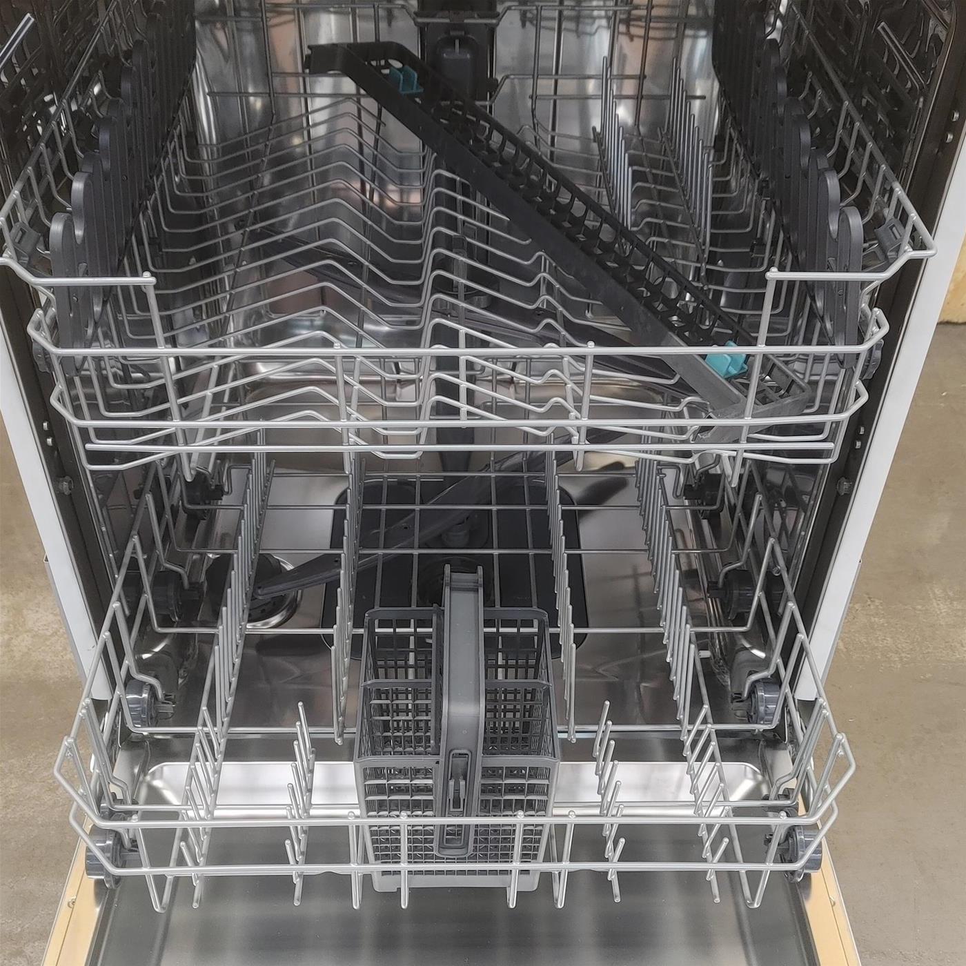 Candy RapidÓ CI 3E53L0W A scomparsa totale 13 coperti E