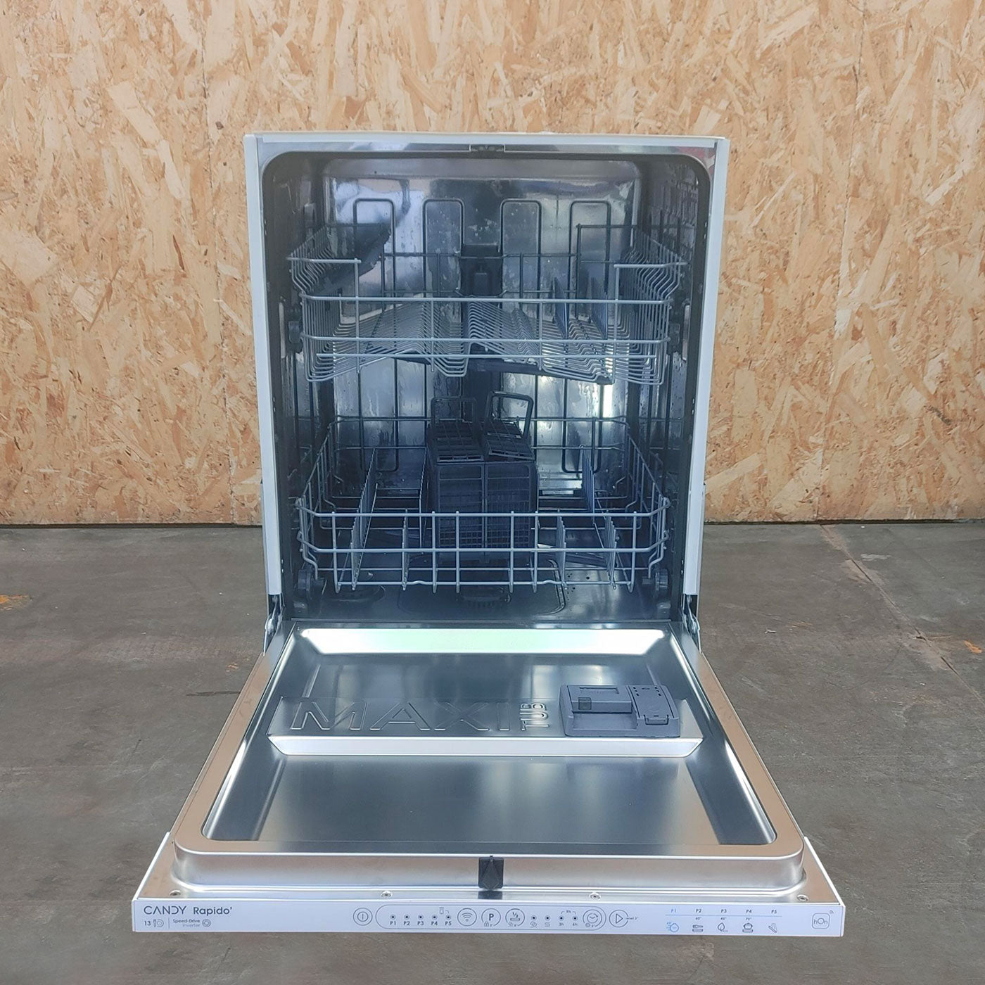 Candy CIP 3E7L0W A scomparsa totale 13 coperti E