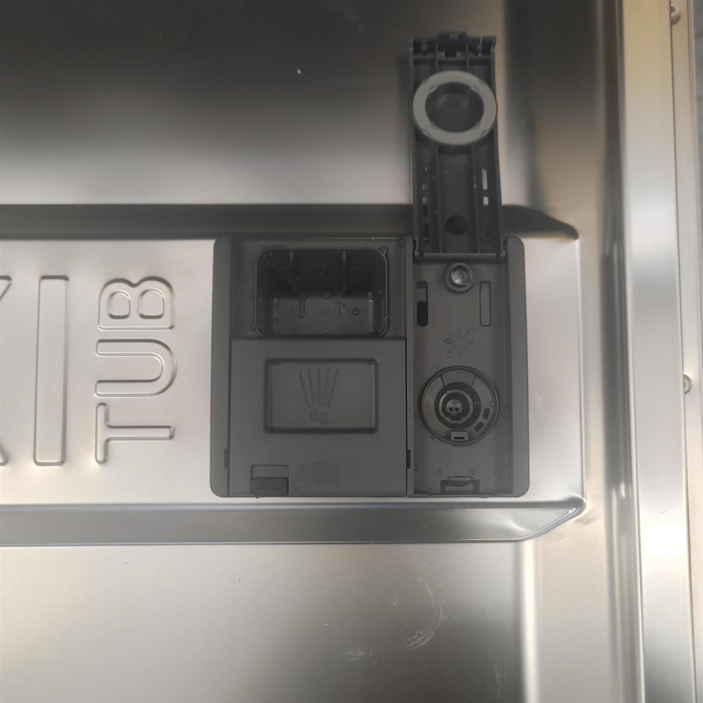 Candy CIP 3E7L0W A scomparsa totale 13 coperti E