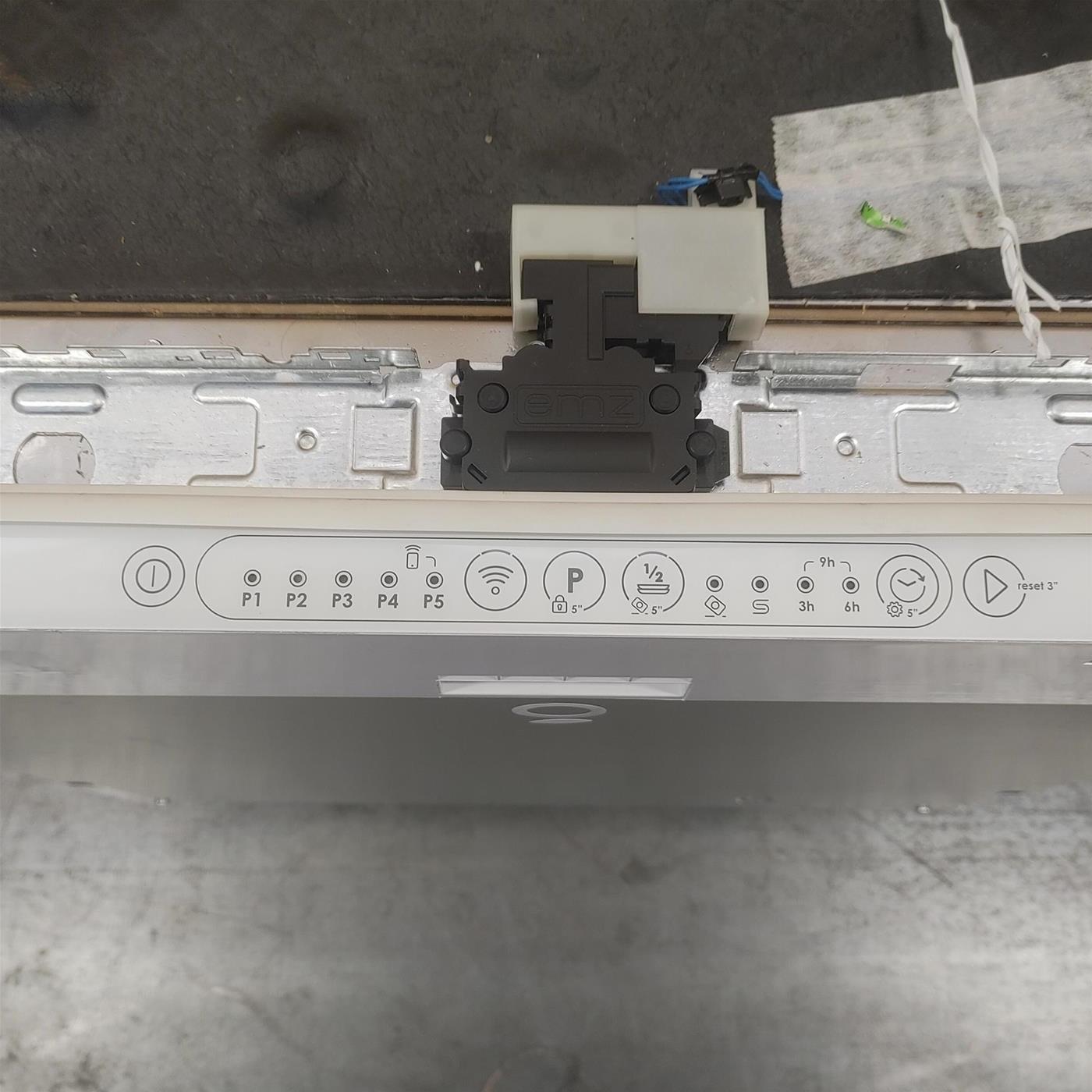 Candy CIP 3E7L0W A scomparsa totale 13 coperti E