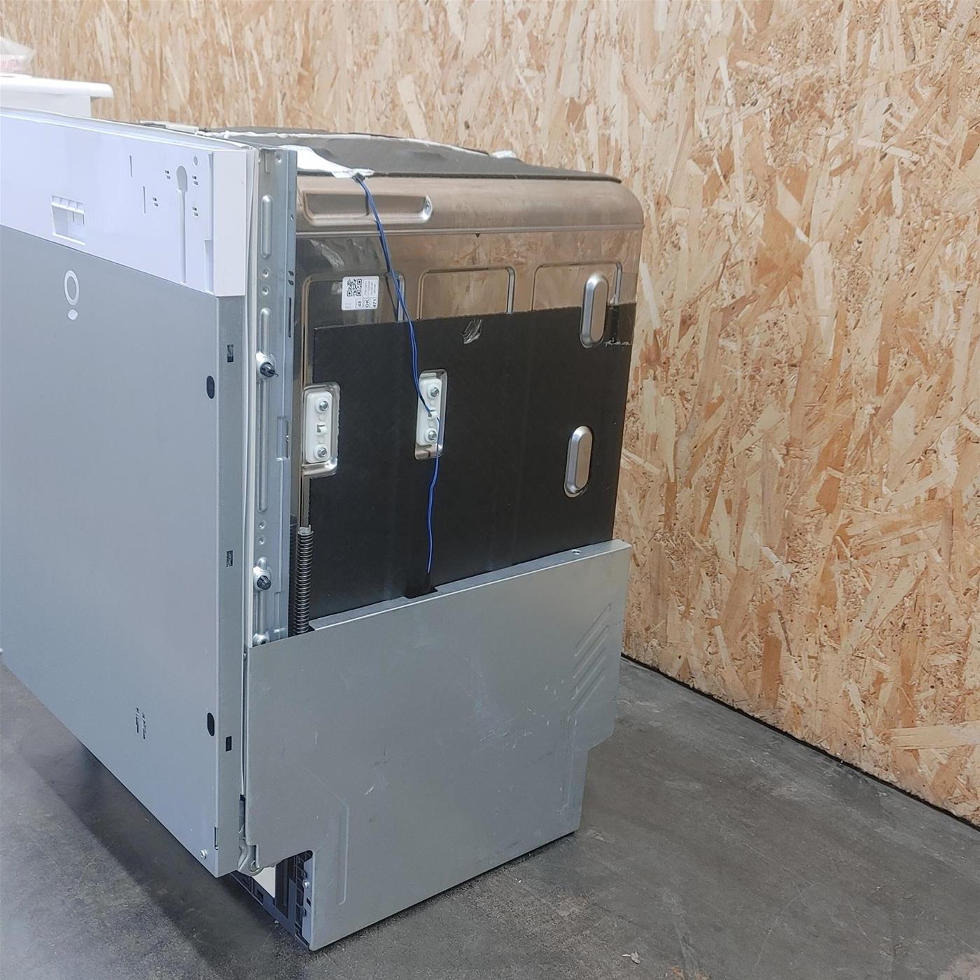 Candy CIP 3E7L0W A scomparsa totale 13 coperti E