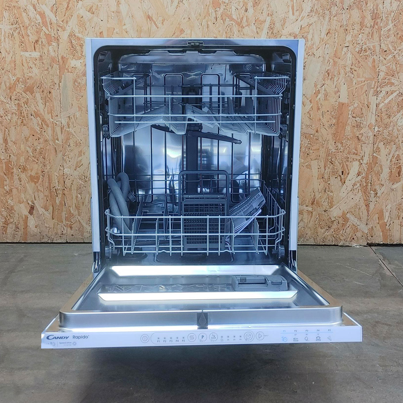 Lavastoviglie CANDY CIMC E0W 3E53 a Scomparsa Totale