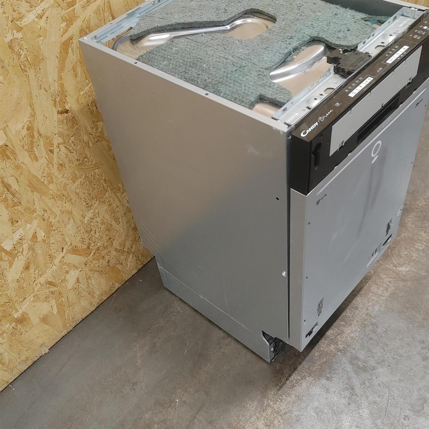 Lavastoviglie Candy Brava CDIH 1L949 A scomparsa totale 9 coperti