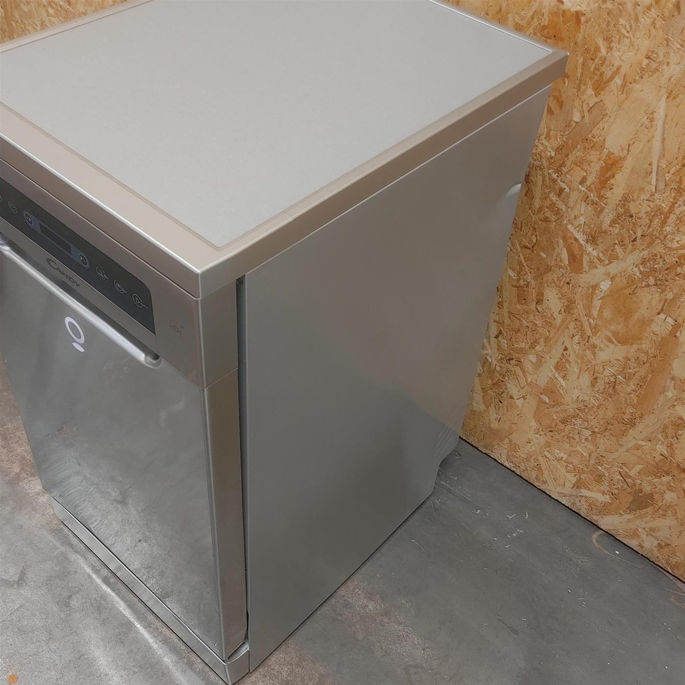 Lavastoviglie Candy RapidÓ CF0C7SB0FX Libera installazione 10 coperti