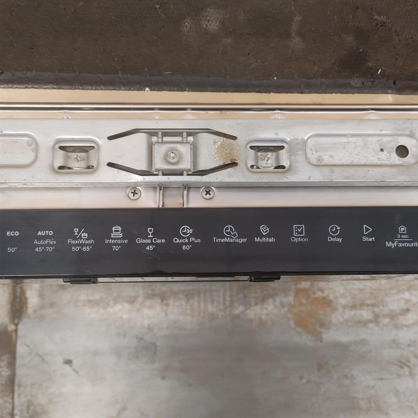 Lavastoviglie Electrolux ESI8521ROK Semincasso 15 coperti