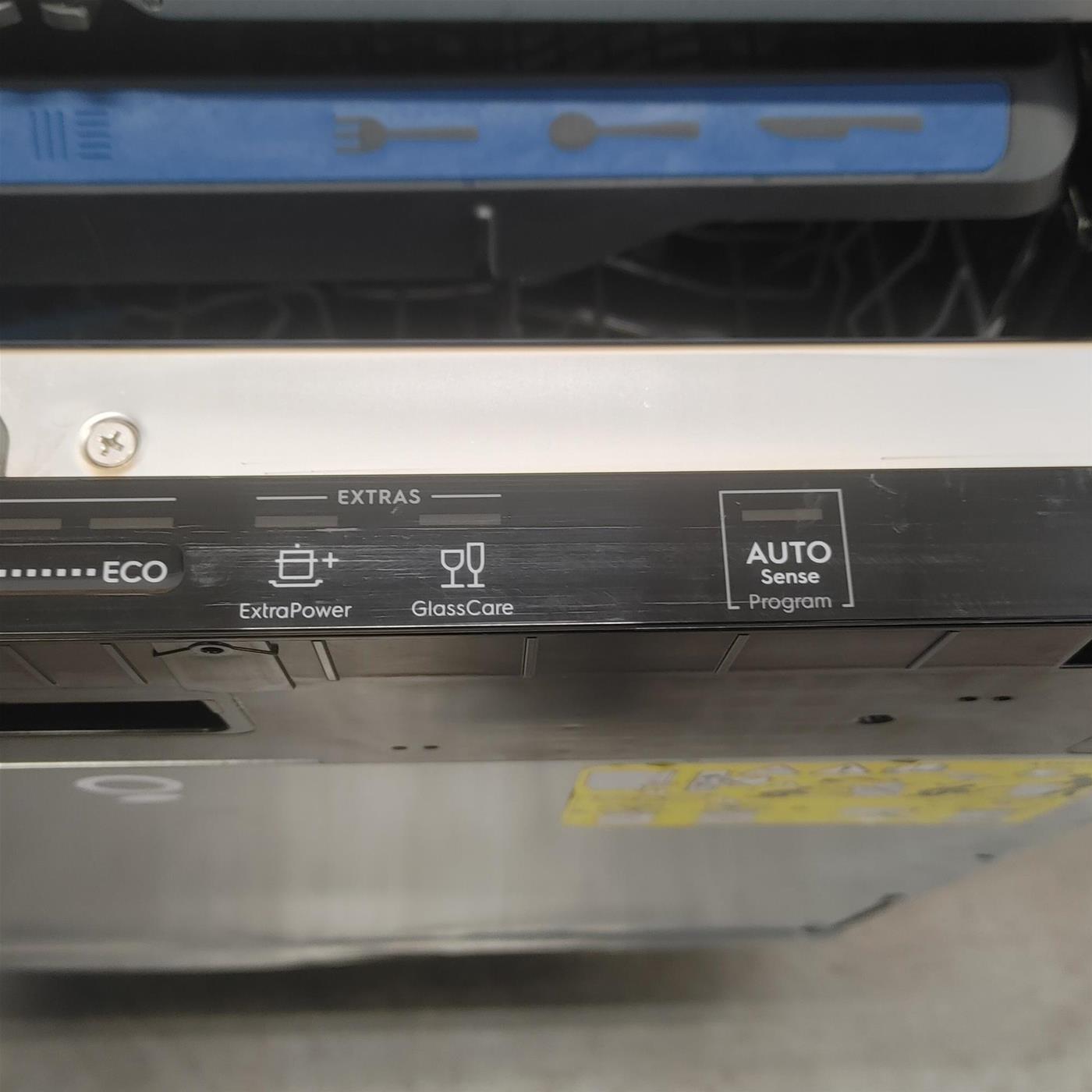 Electrolux EES48400L Incasso completo 14 coperti C