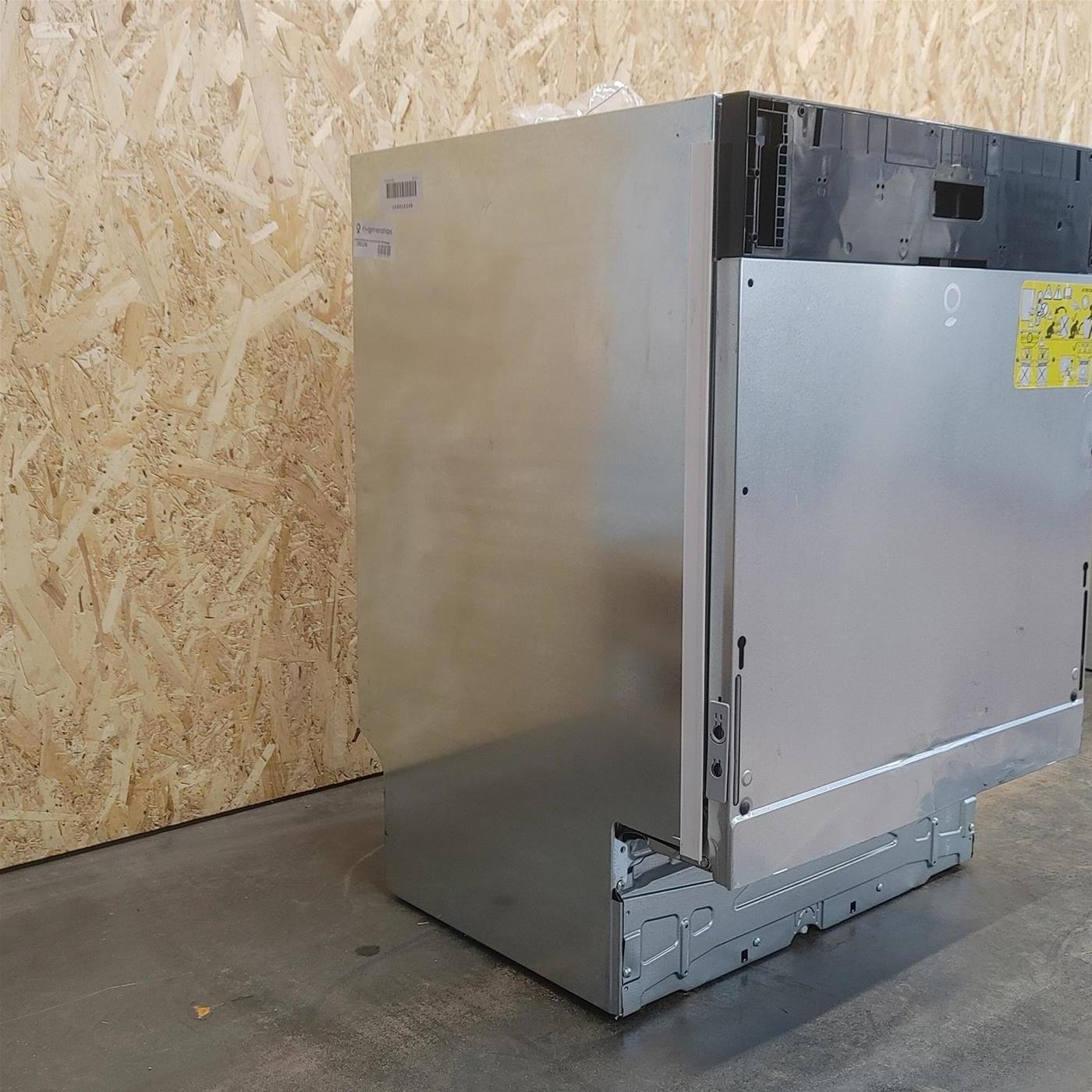 Electrolux EES48400L Incasso completo 14 coperti C