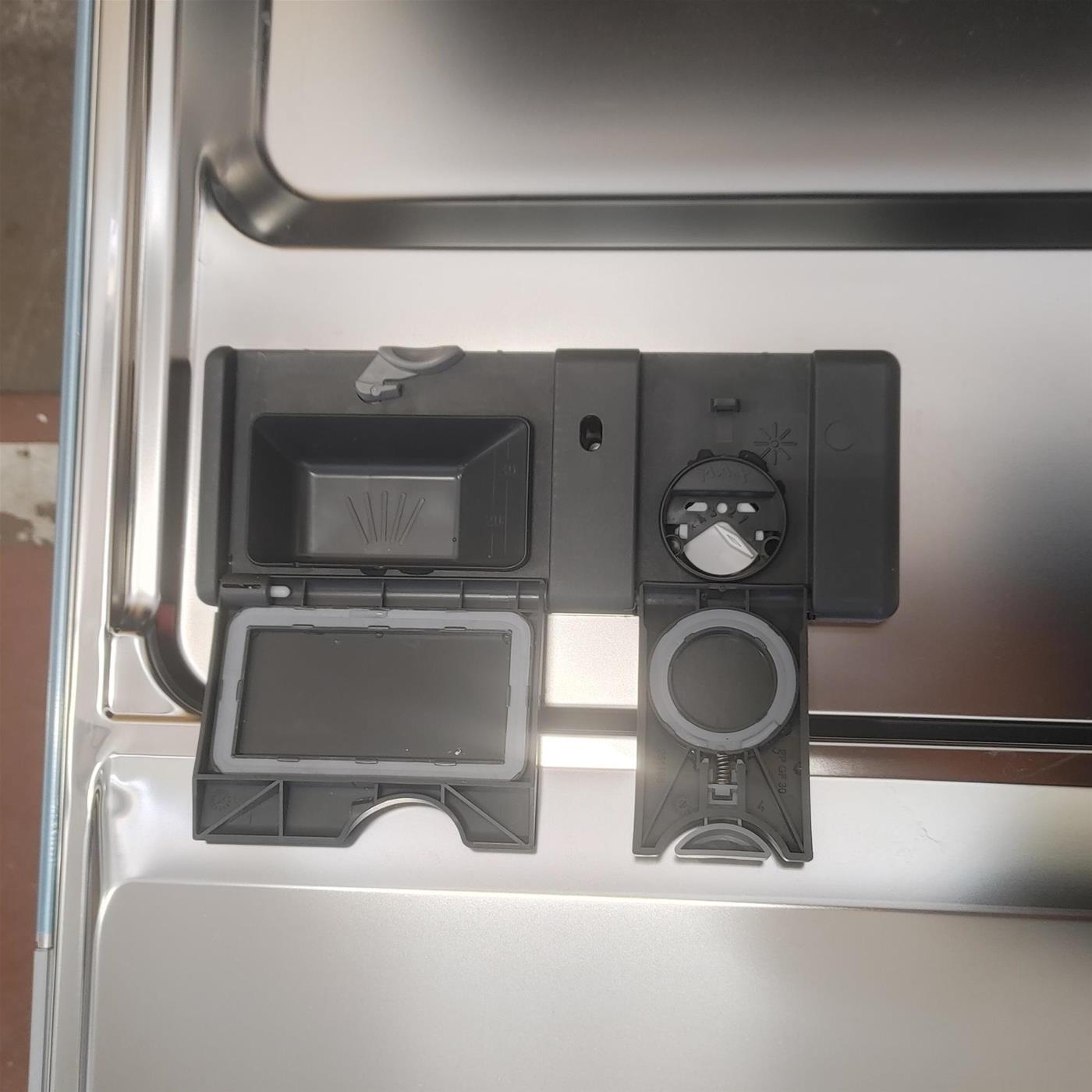 Electrolux ESM48400SX Libera installazione 14 coperti C