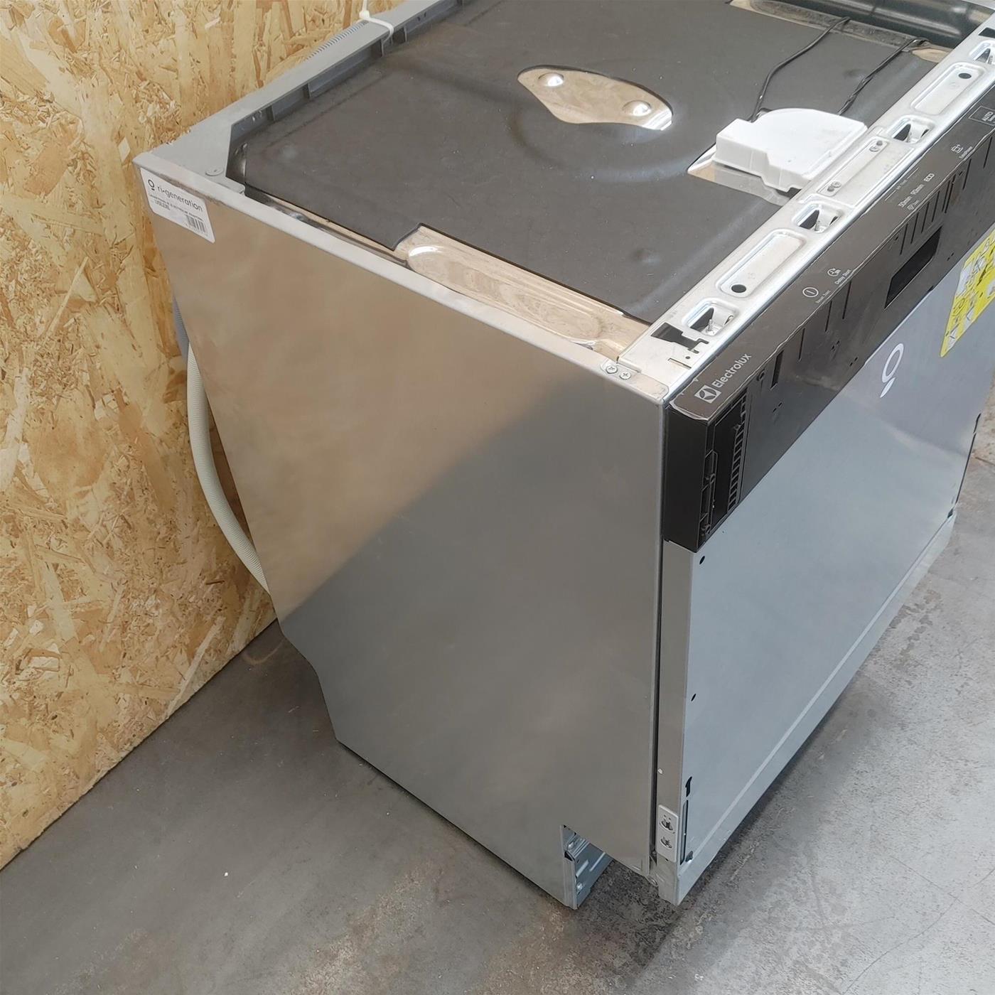 Lavastoviglie Electrolux EEA27200L A scomparsa totale 13 coperti