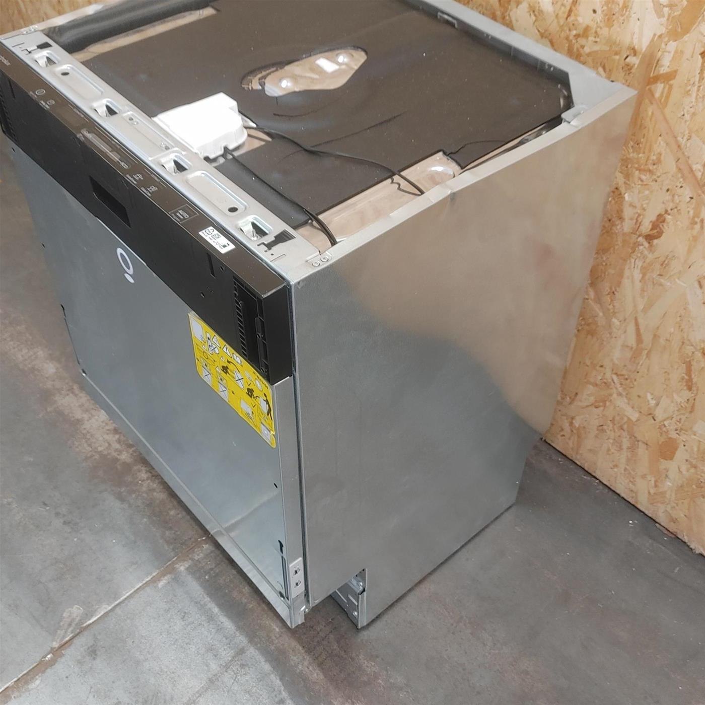 Lavastoviglie Electrolux EES47320L a scomparsa totale 13 coperti
