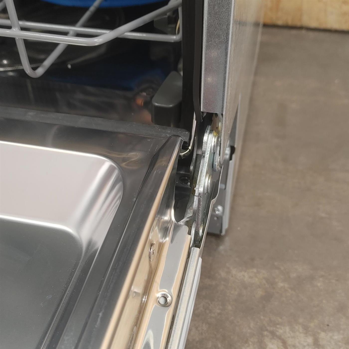 Lavastoviglie Electrolux EES47320L a scomparsa totale 13 coperti