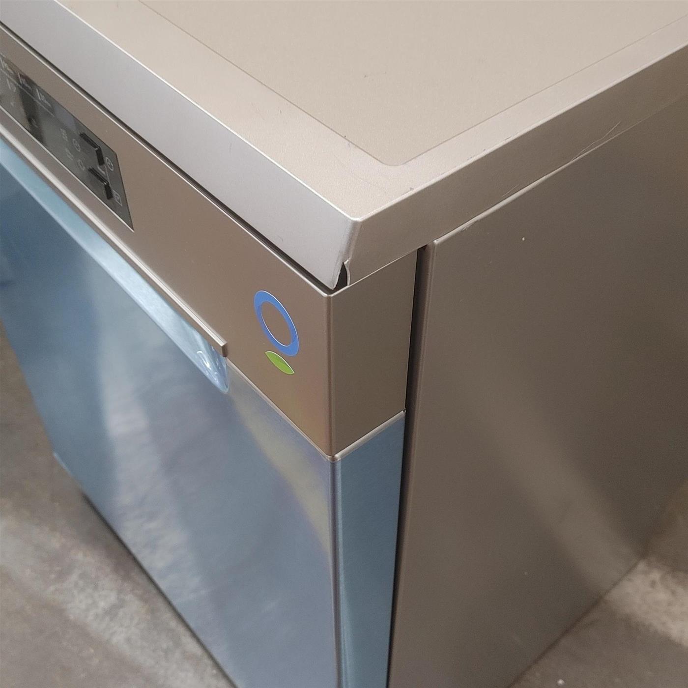 Lavastoviglie Electrolux Serie 600 ESM48400SX SatelliteClean® Libera installazione 14 coperti