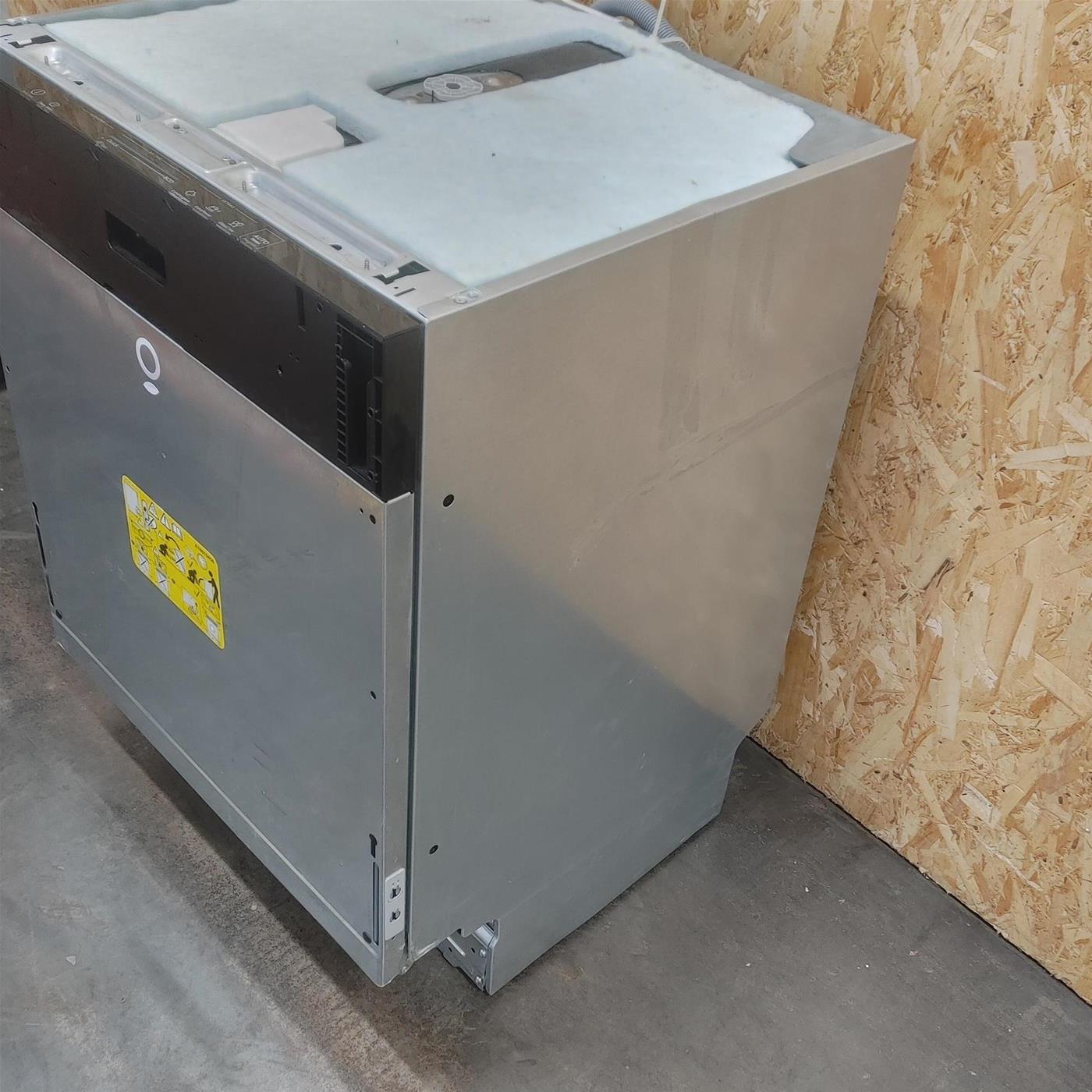 Lavastoviglie Electrolux SatelliteClean EES68605L Serie 700 GlassCare da Incasso 14 coperti
