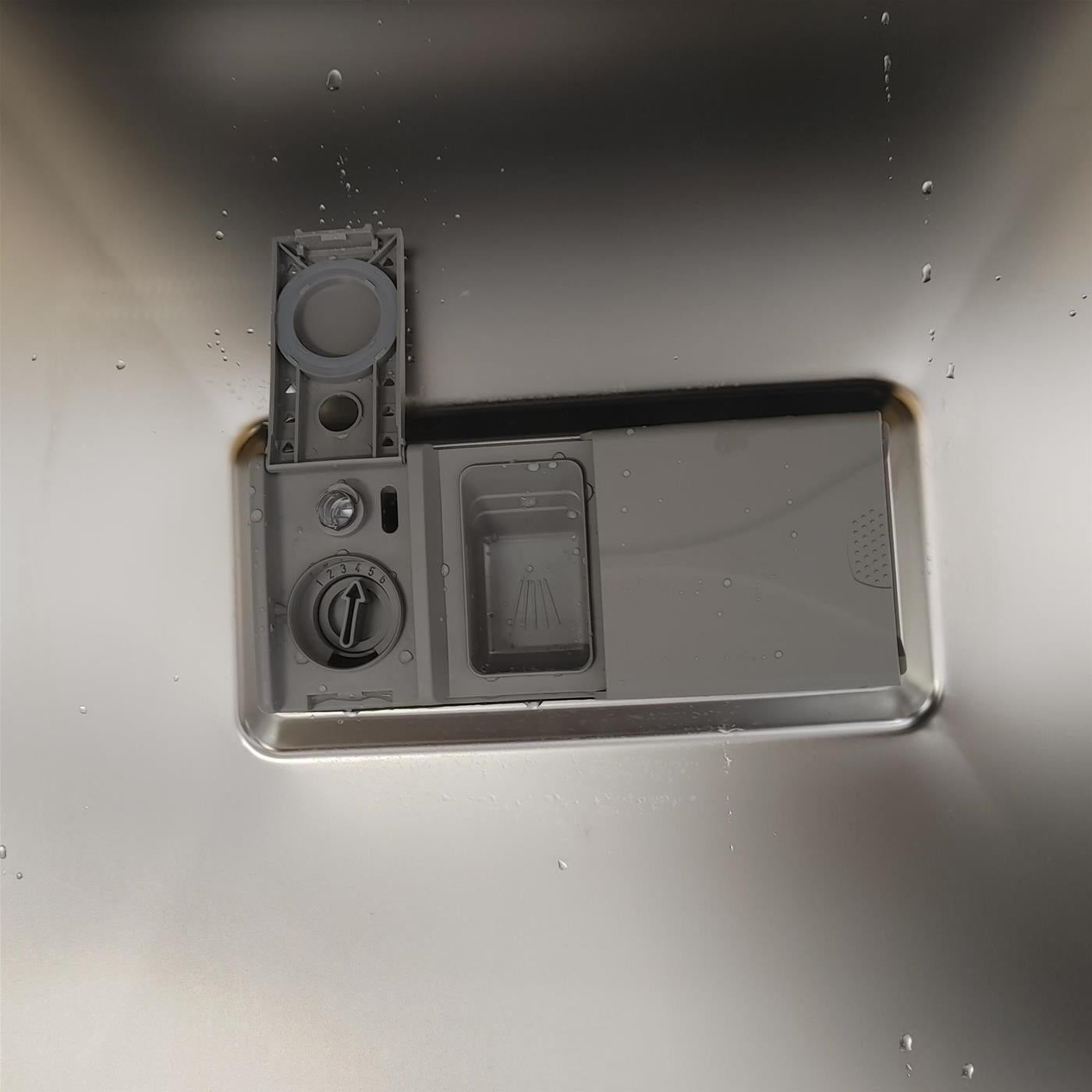 Haier XIB 6B2D3FB A scomparsa totale 16 coperti B