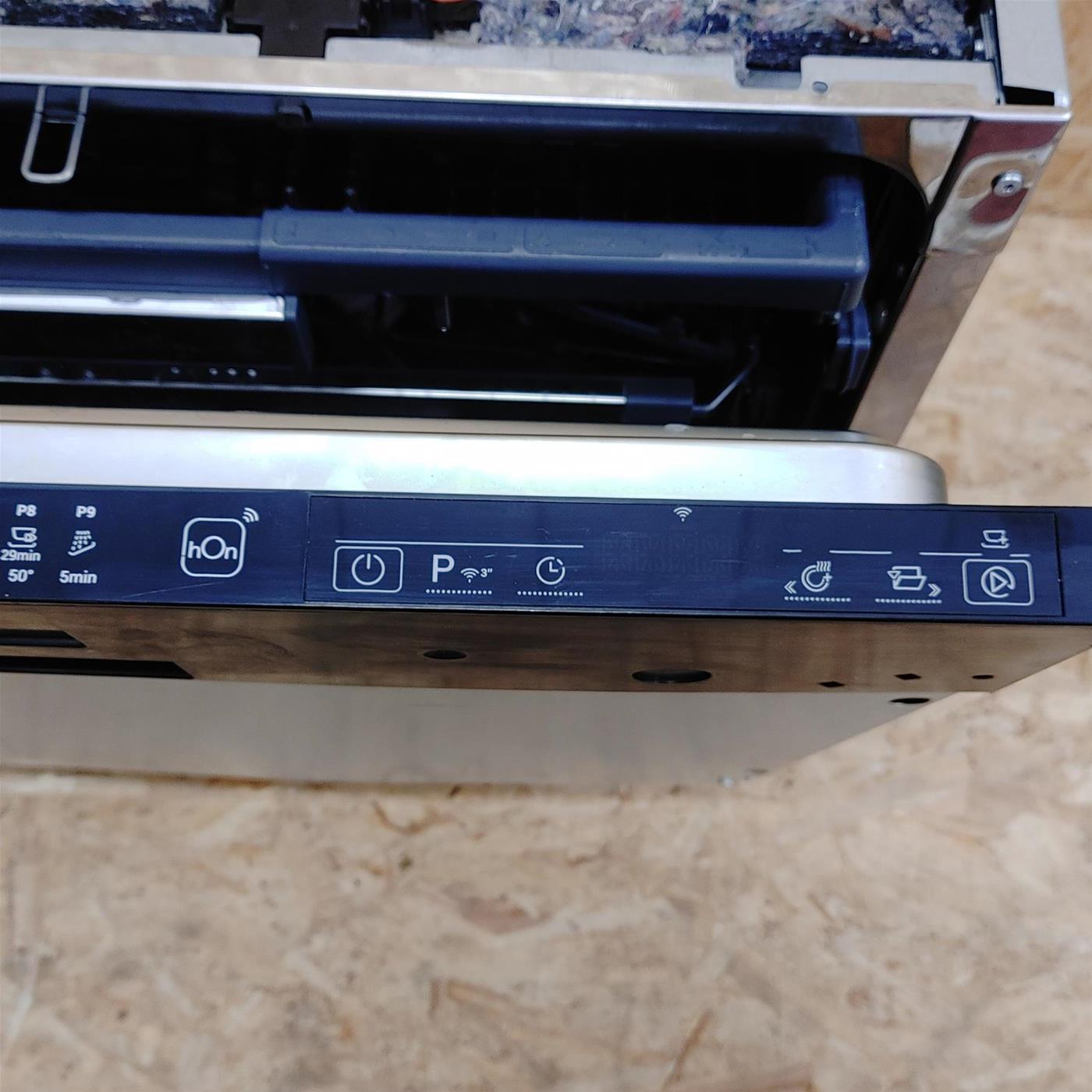 Haier XIB 6B2D3FB A scomparsa totale 16 coperti B