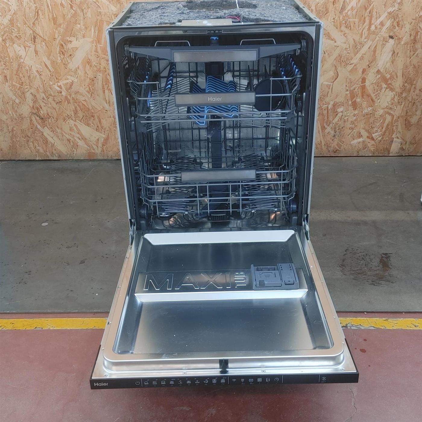 Lavastoviglie Haier XI 4A4M4PB A scomparsa totale 14 coperti
