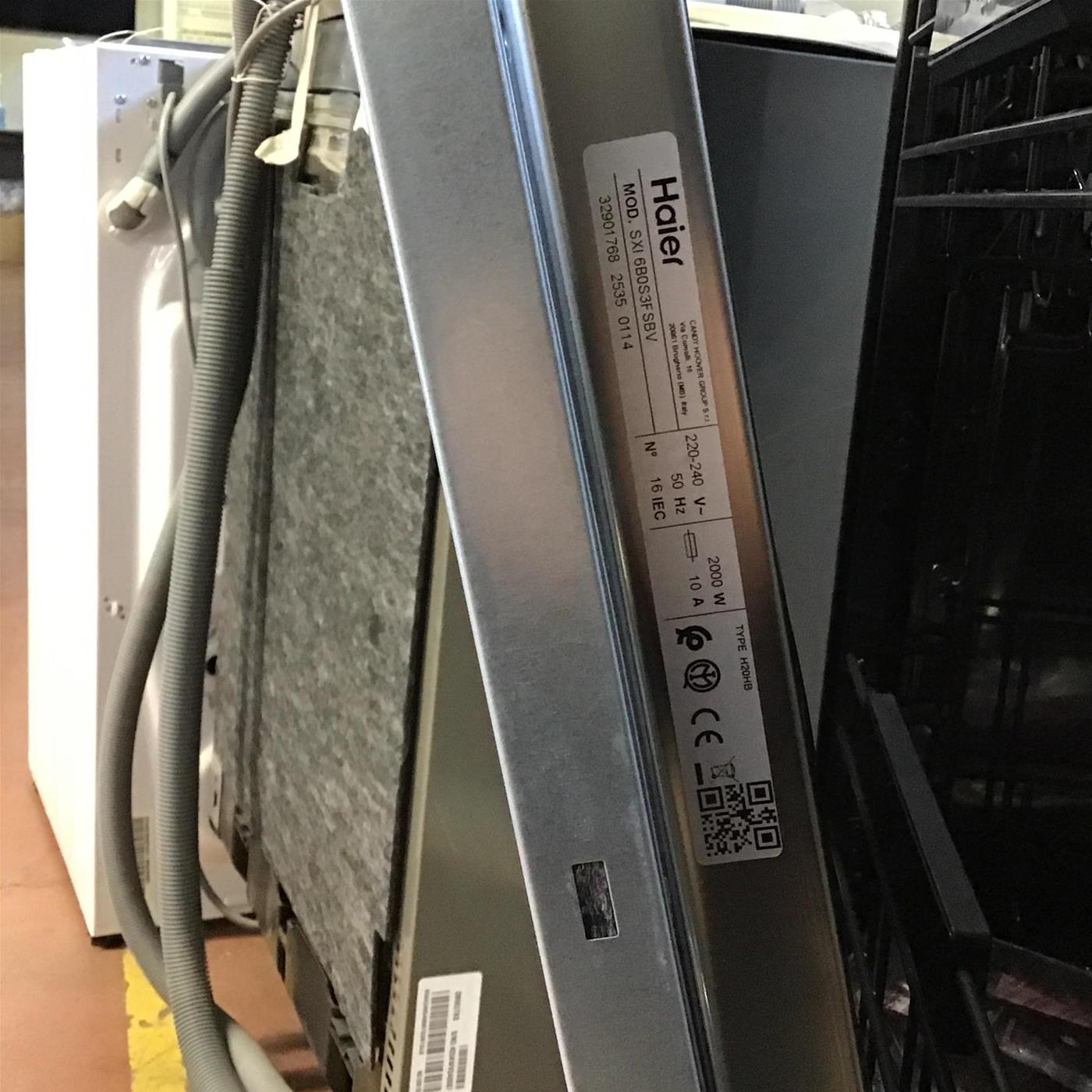 Lavastoviglie intelligente Haier SXI 6B0S3FSBV A scomparsa totale 16 coperti