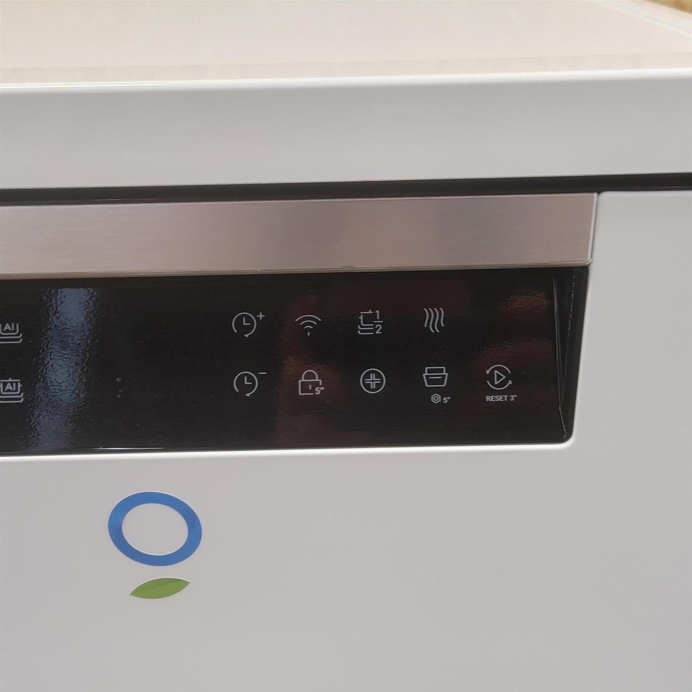 Lavastoviglie Haier XF1C3TB1FW Libera installazione 11 coperti