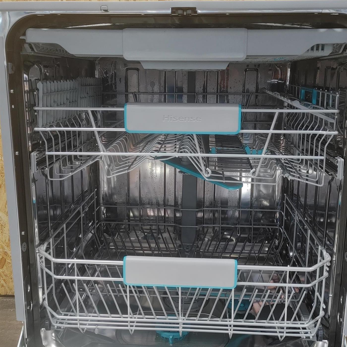 Lavastoviglie Hisense HV16A A scomparsa totale 16 coperti