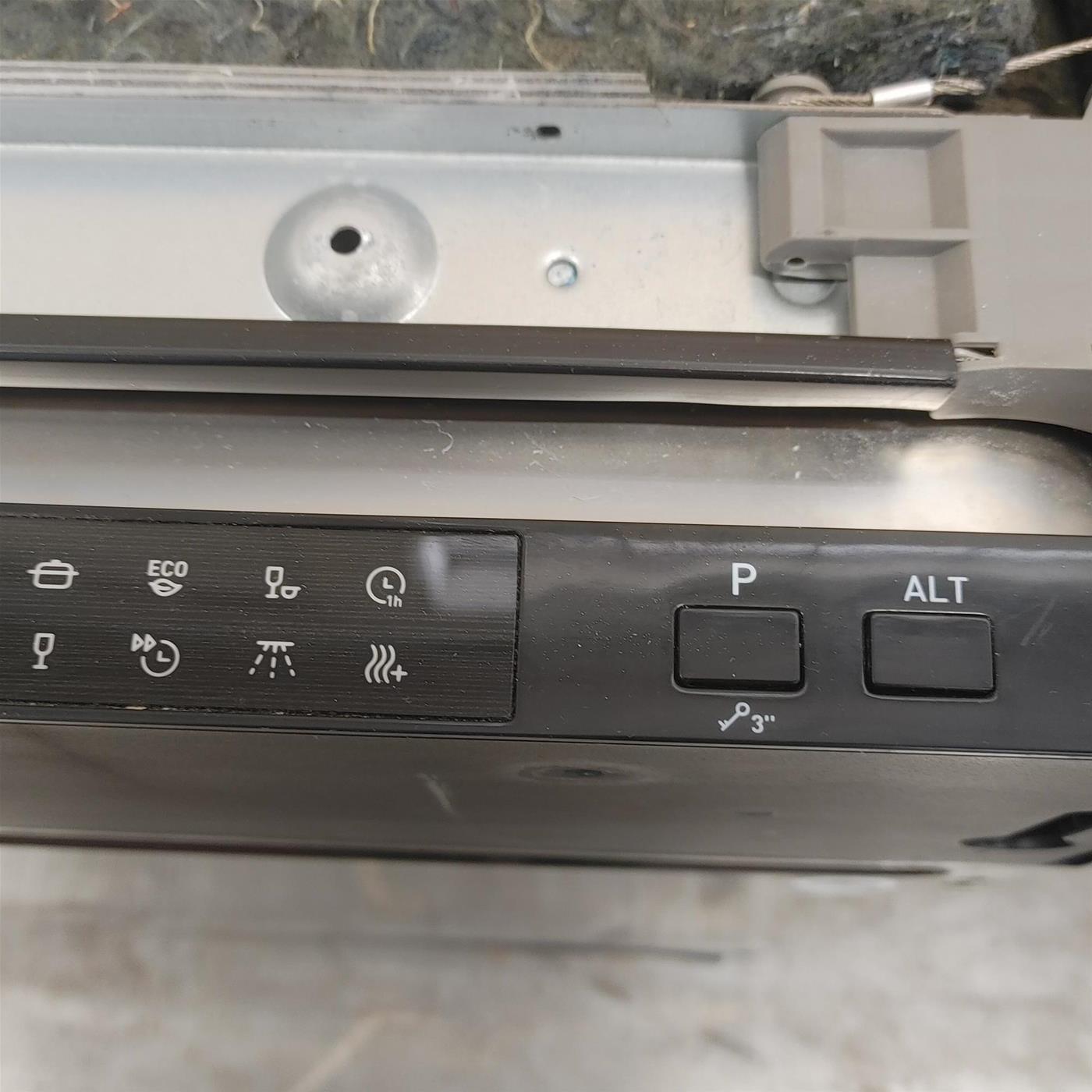 Hisense HV603D40UK Incasso completo 14 coperti D