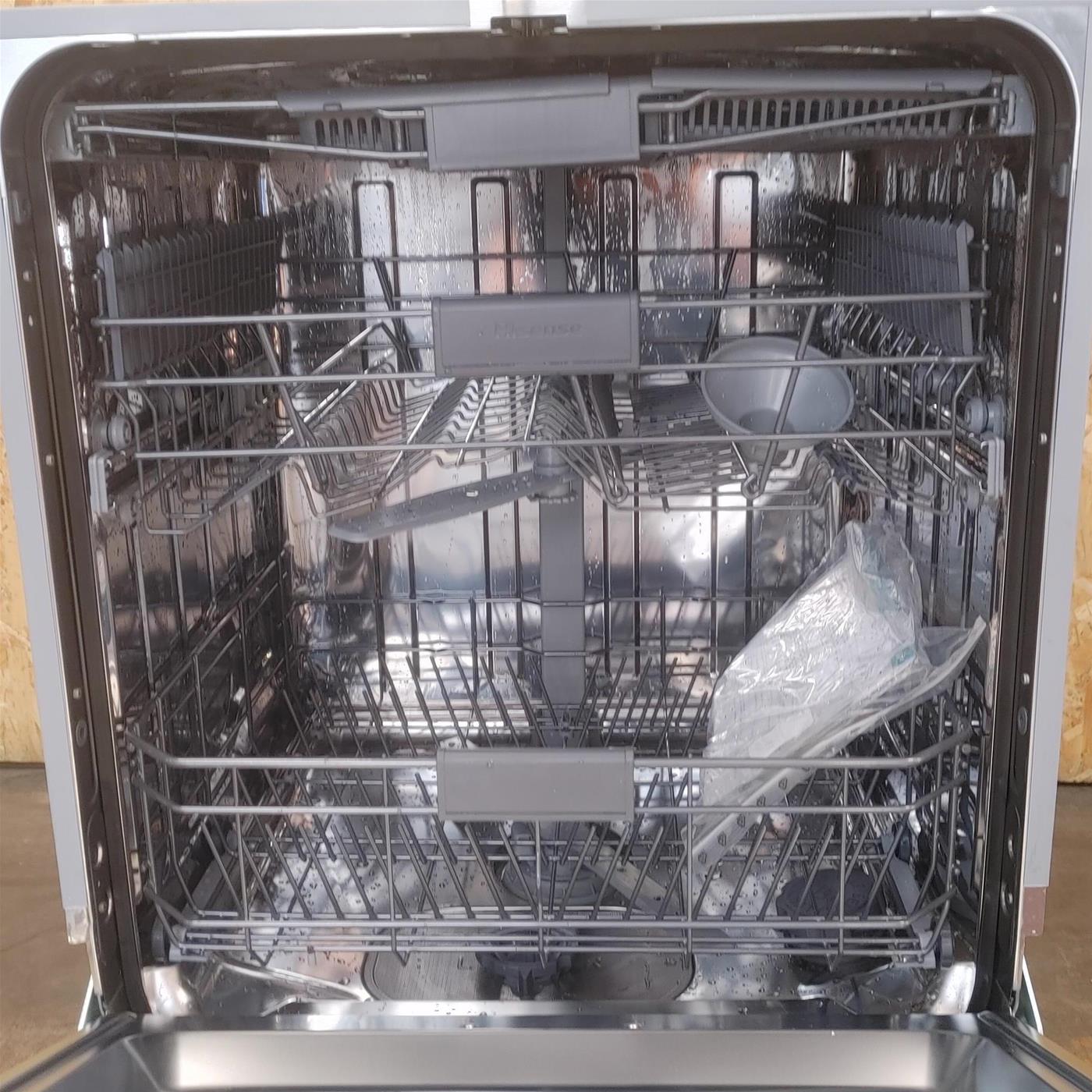Lavastoviglie Hisense HV663C60 a scomparsa totale 16 coperti