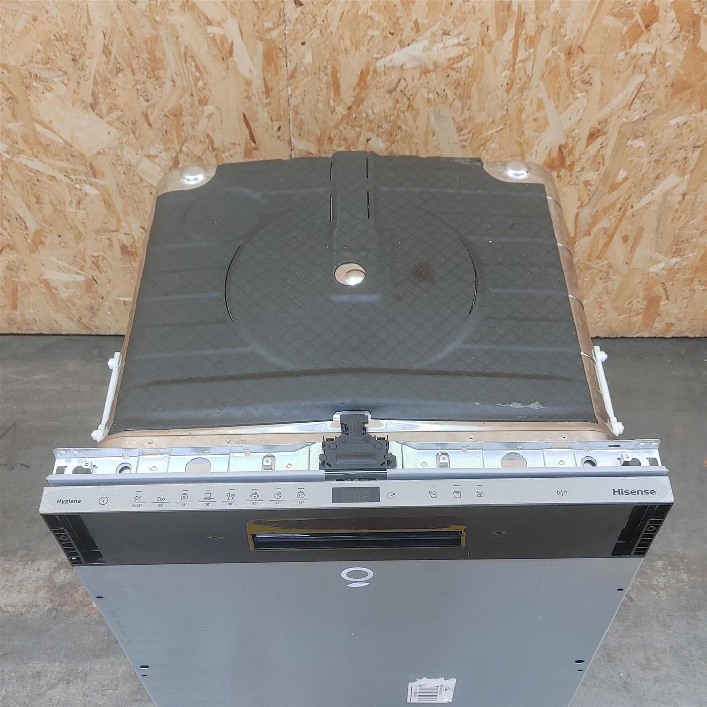 Lavastoviglie Hisense HV663C60 a scomparsa totale 16 coperti