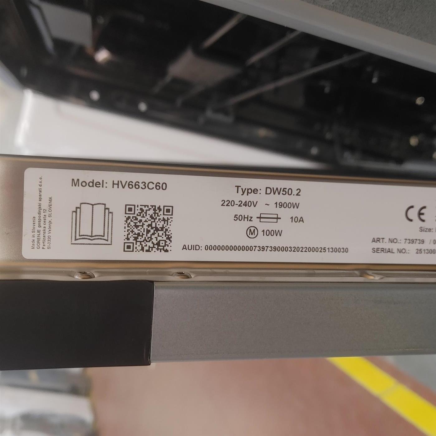 Lavastoviglie Hisense HV663C60 a scomparsa totale 16 coperti