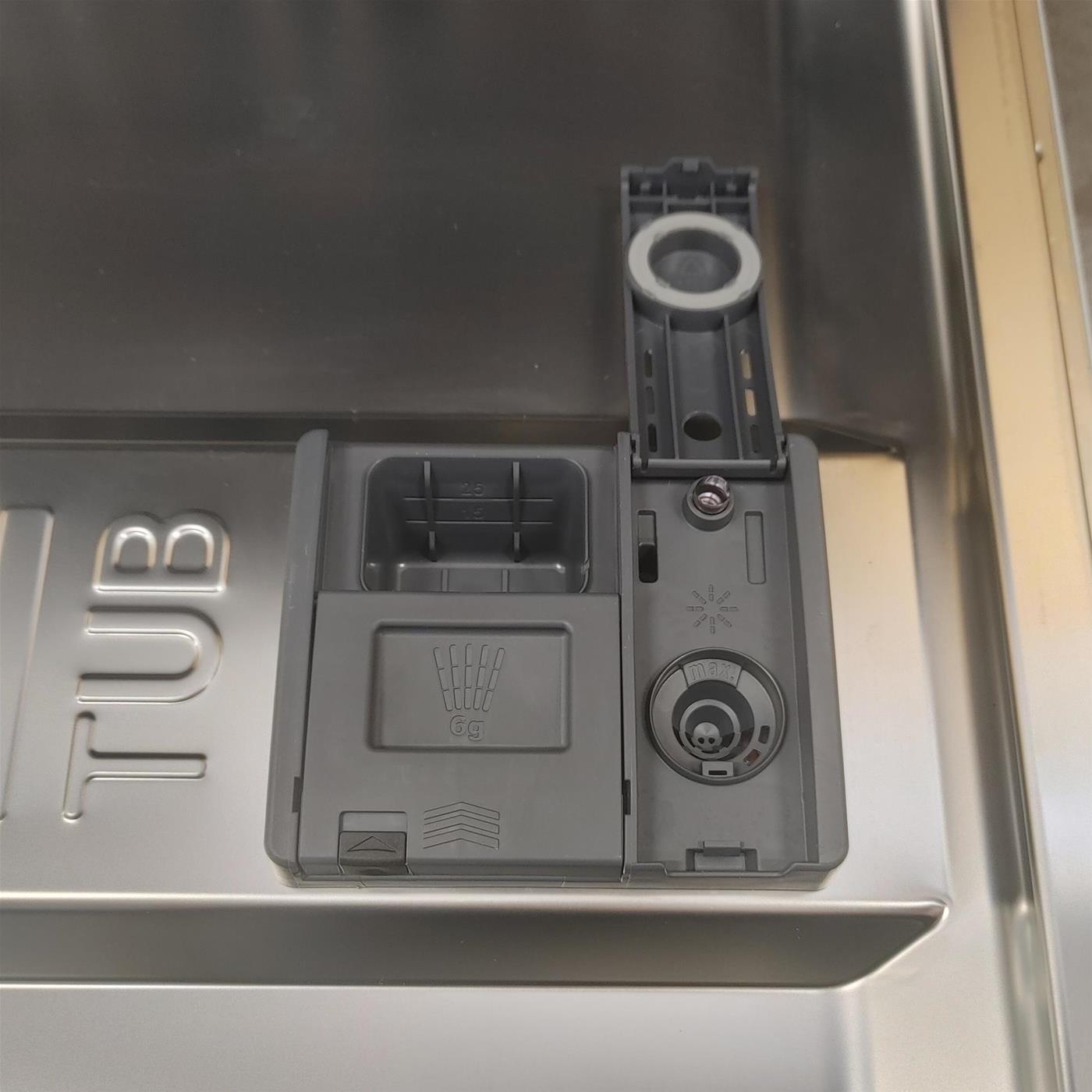 Lavastoviglie Hoover HI3E9E0S A scomparsa totale 13 coperti E