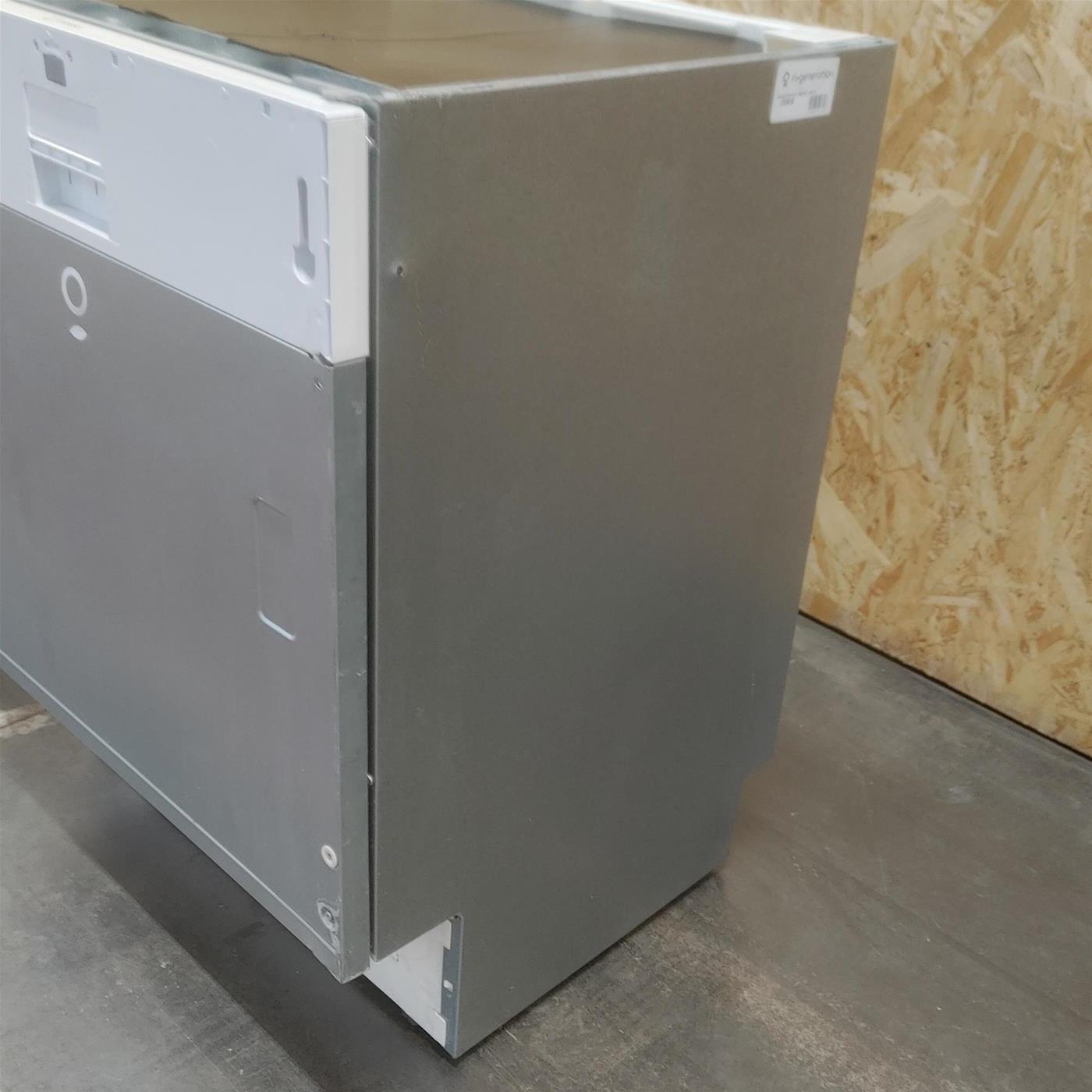 Lavastoviglie Indesit DIF 14 Completamente da incasso 12 coperti