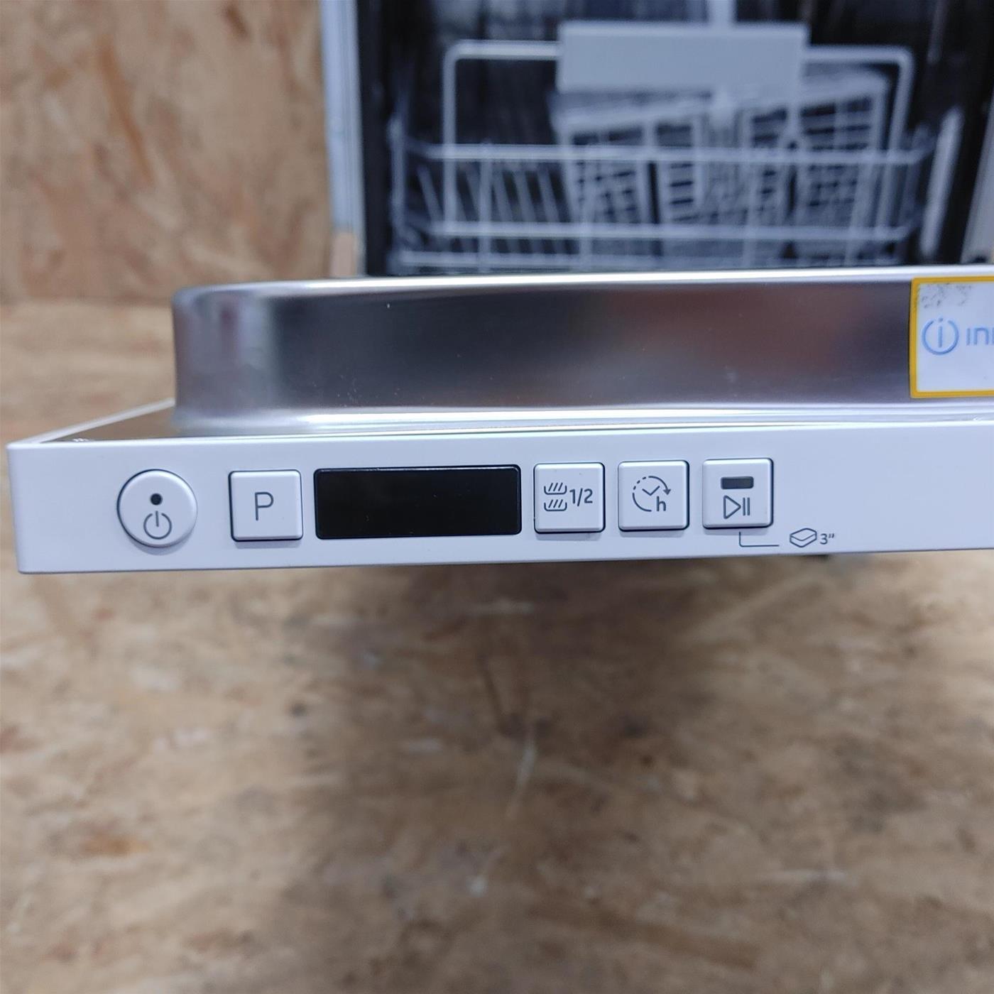 Indesit DSIC 3M19 A scomparsa totale 10 coperti F