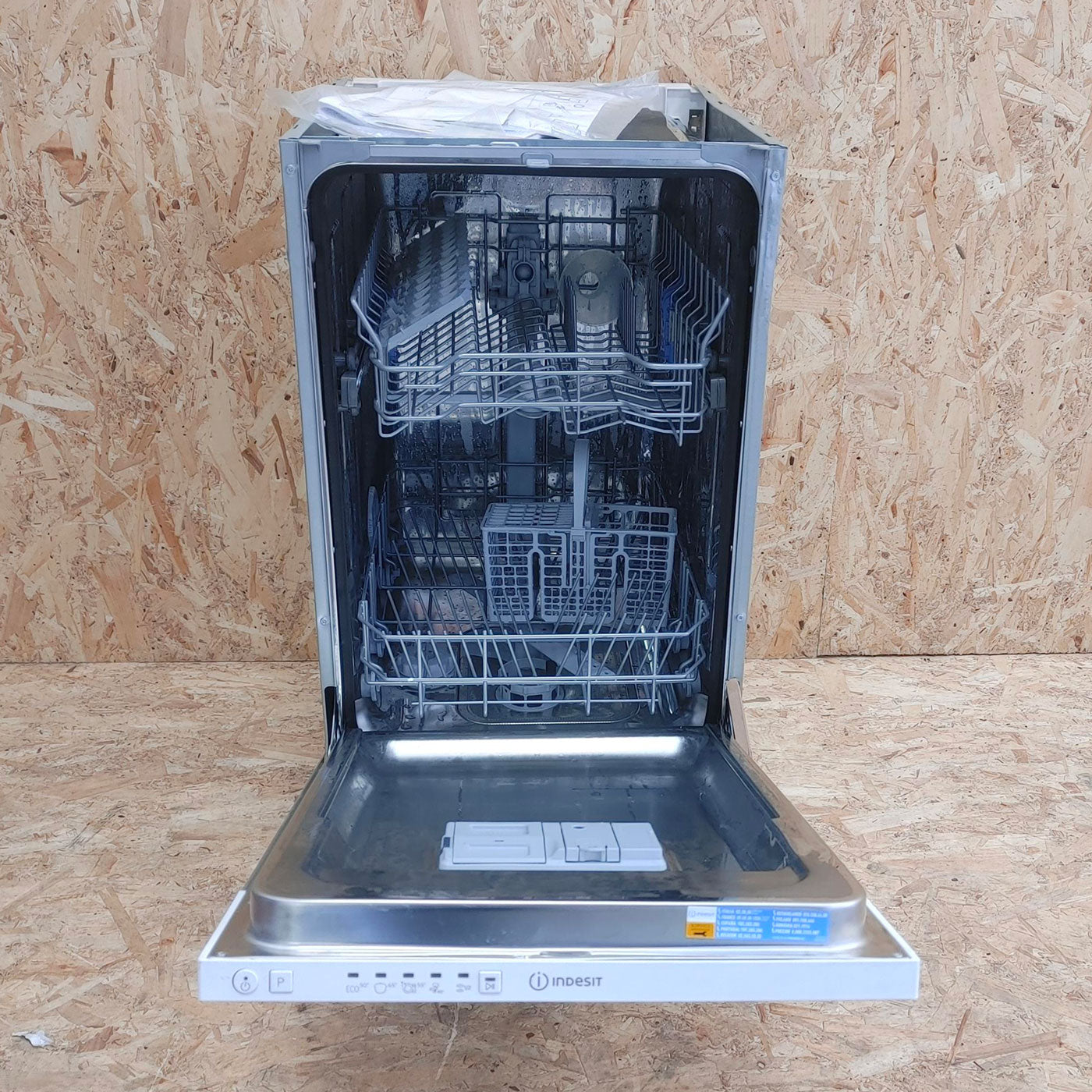 Indesit DSIE 2B10 UK lavastoviglie A scomparsa totale 10 coperti