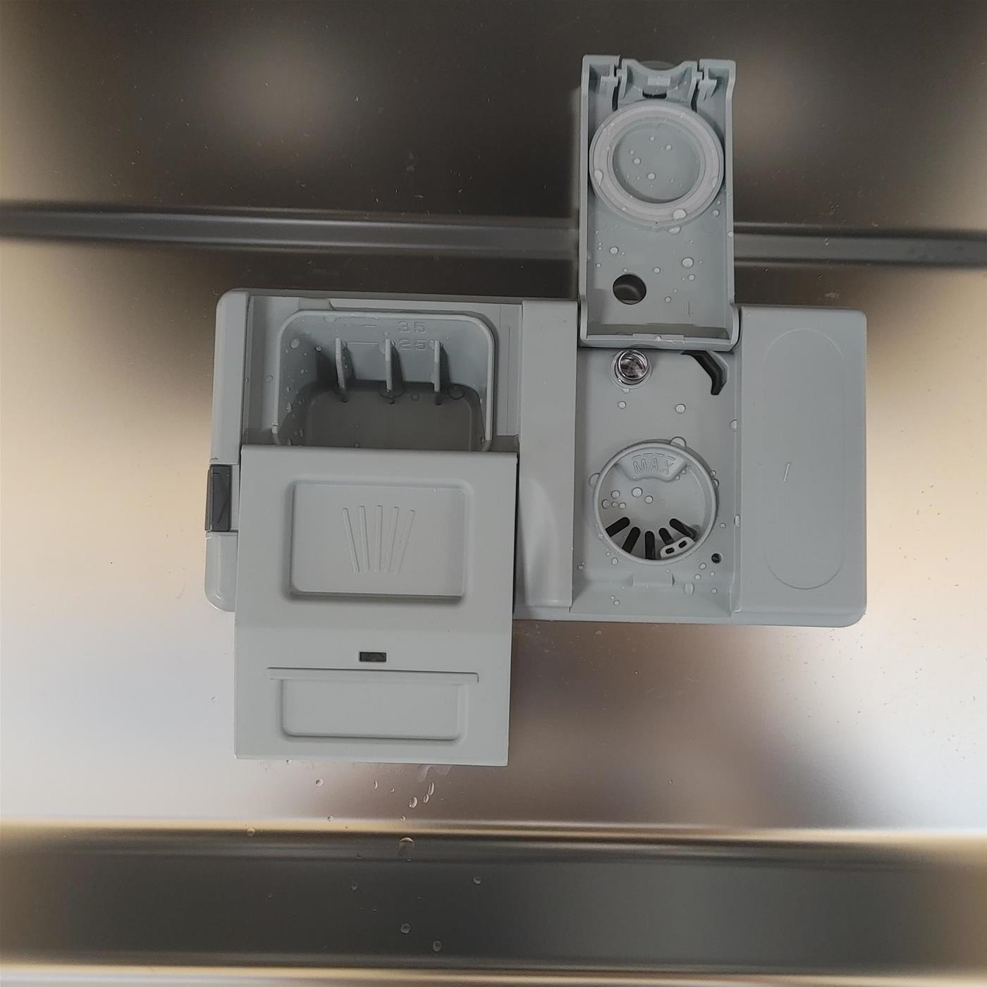 Indesit DFE 1B19 X lavastoviglie Libera installazione 14 coperti F