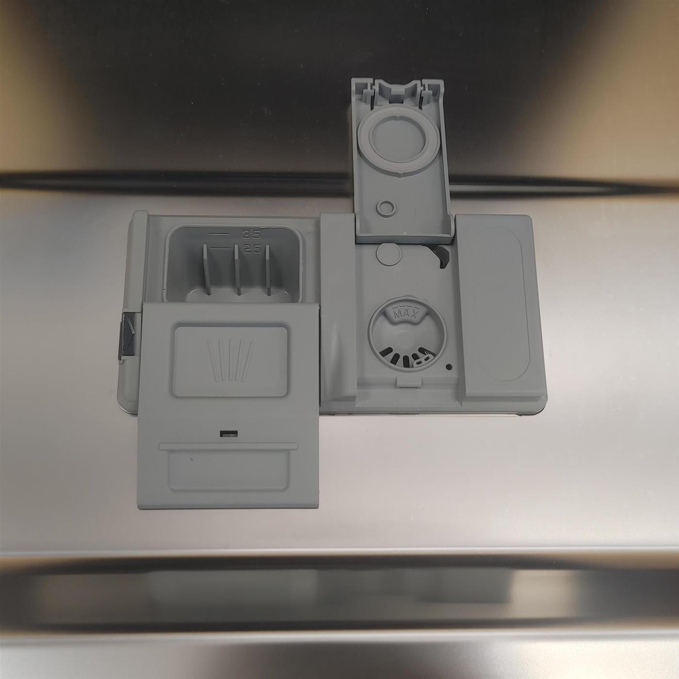 Hotpoint Ariston Lavastoviglie a libera installazione Hotpoint HFC 2B+26 X