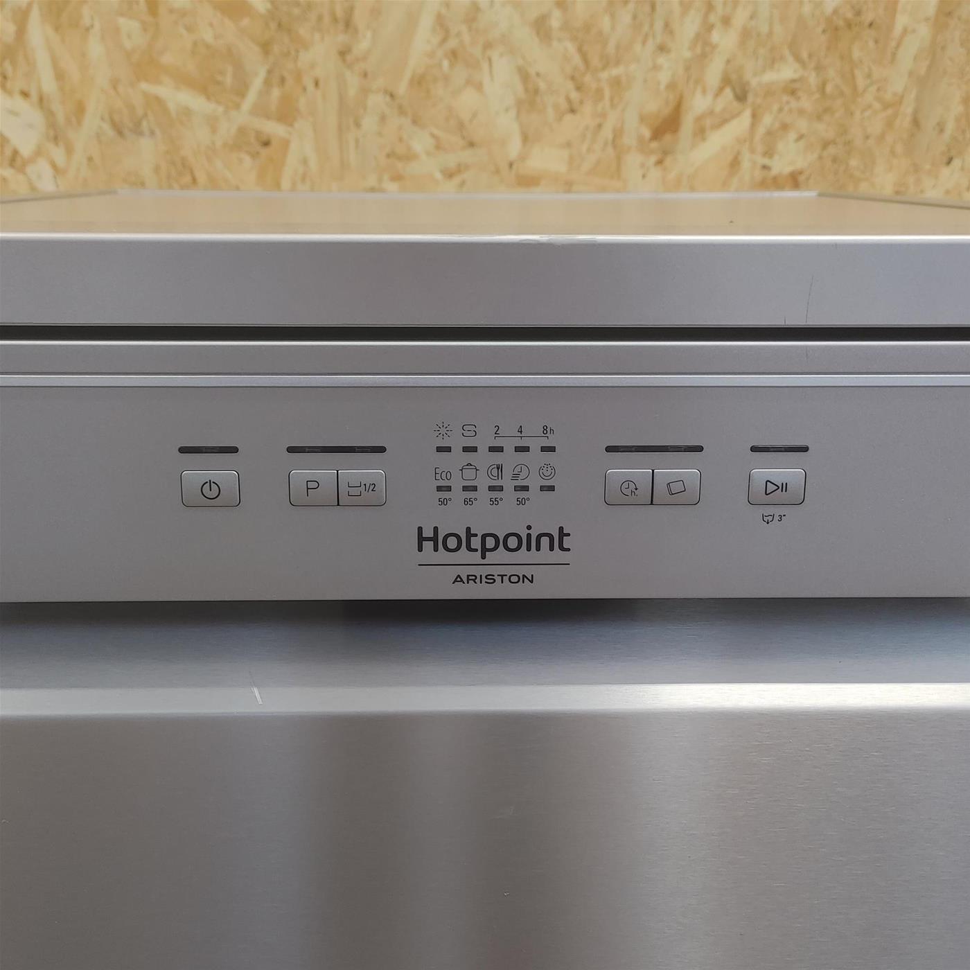 Hotpoint Ariston Lavastoviglie a libera installazione Hotpoint HFC 2B+26 X