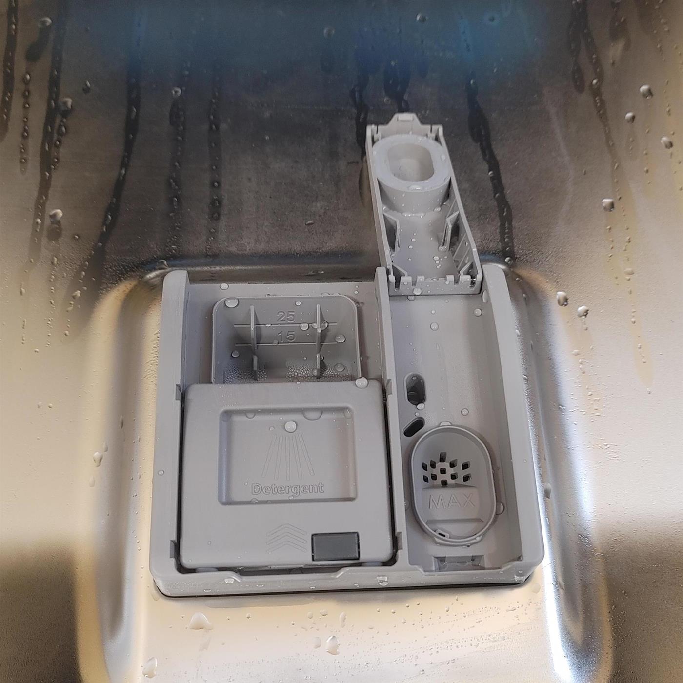 Lavastoviglie LG DB475TXS A scomparsa totale 14 coperti A