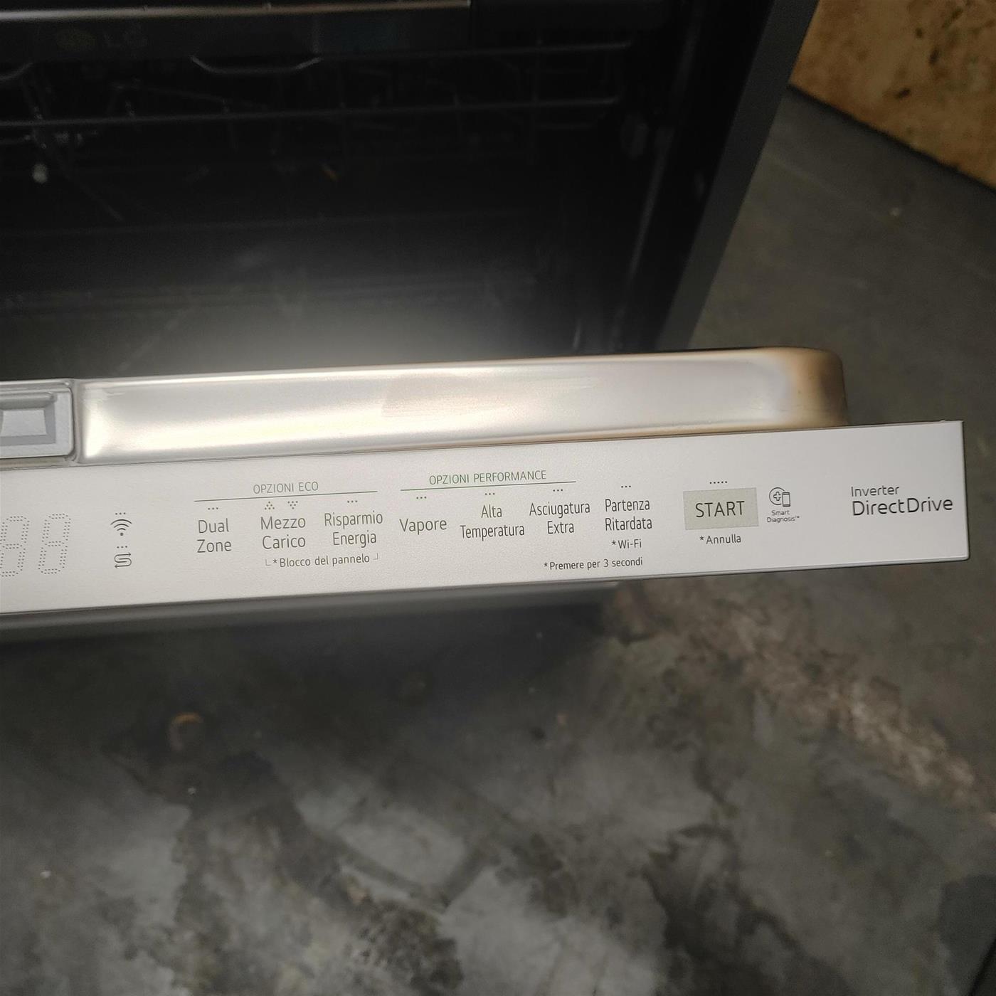 LG DF455HSS lavastoviglie Libera installazione 14 coperti C