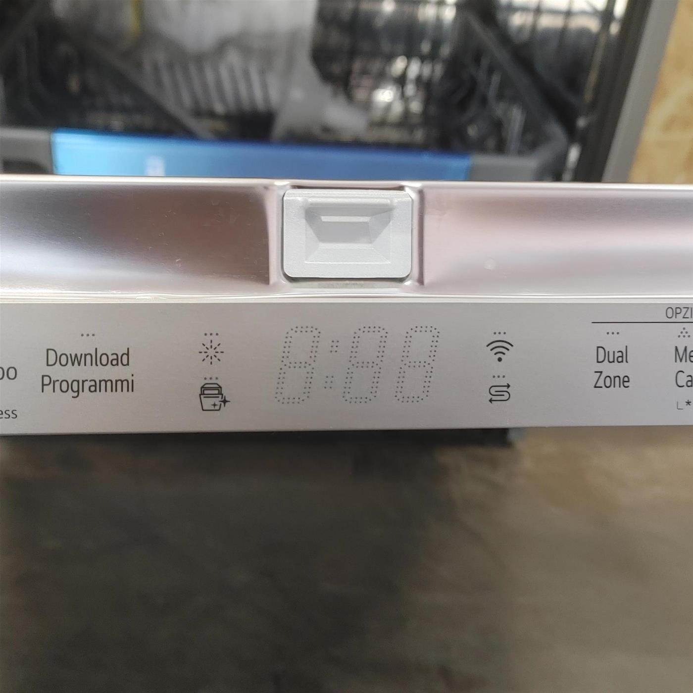 Lavastoviglie LG DB475TXS A scomparsa totale 14 coperti A