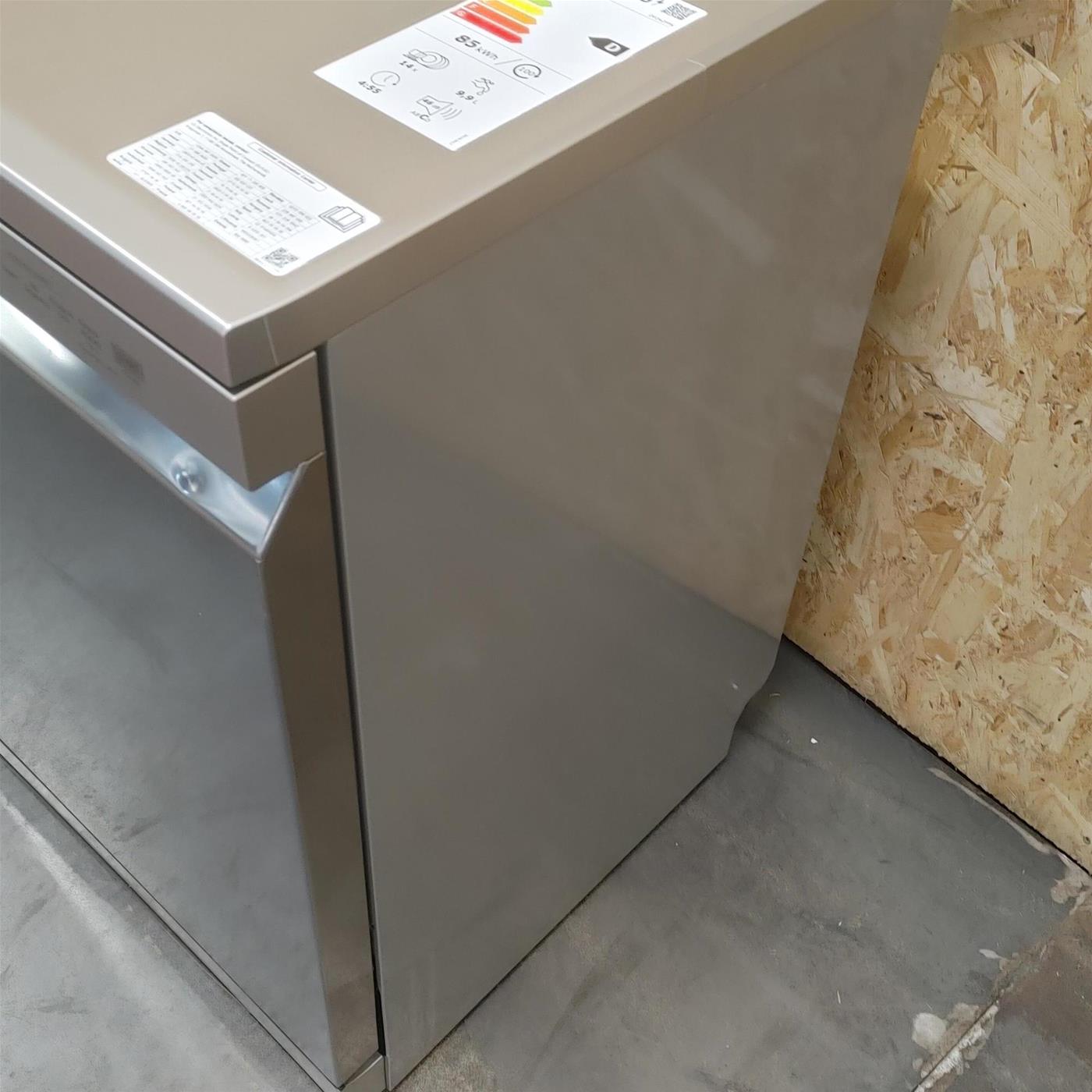 LG DF242FPS Lavastoviglie Libera installazione 14 coperti D