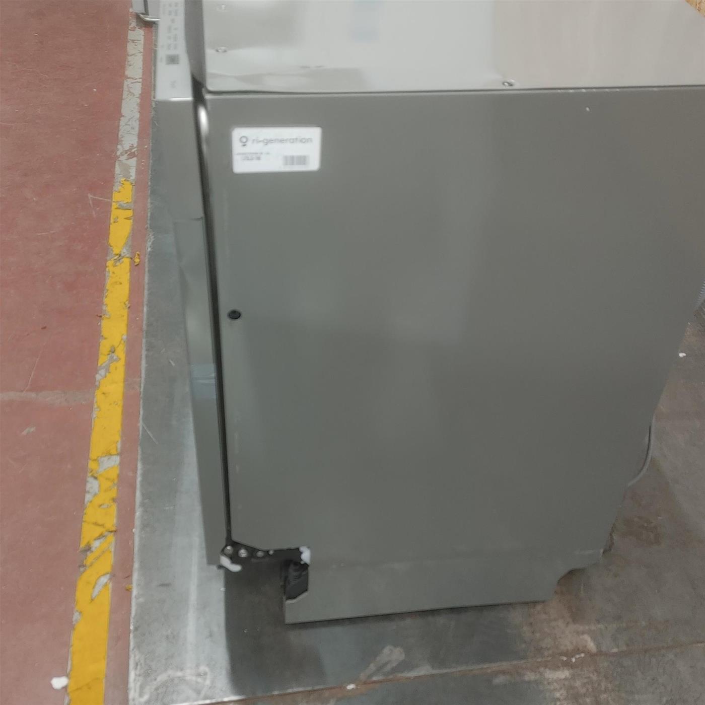 Lavastoviglie LG QuadWash DB475TXS a scomparsa totale Vapore Wi-Fi 14 coperti