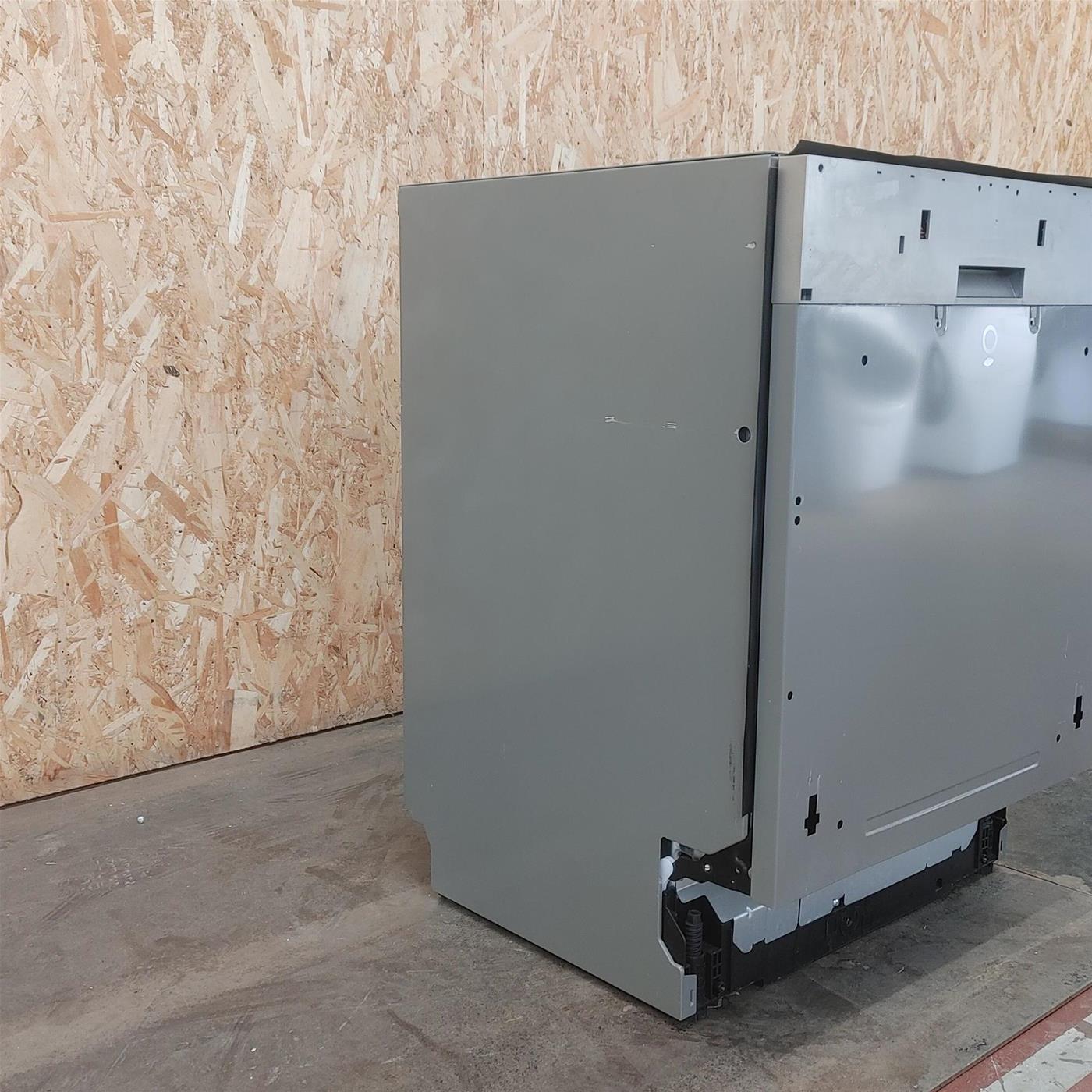 LG QuadWash DB325TXS Lavastoviglie a scomparsa totale Classe E 14 coperti Vapore Wi-Fi