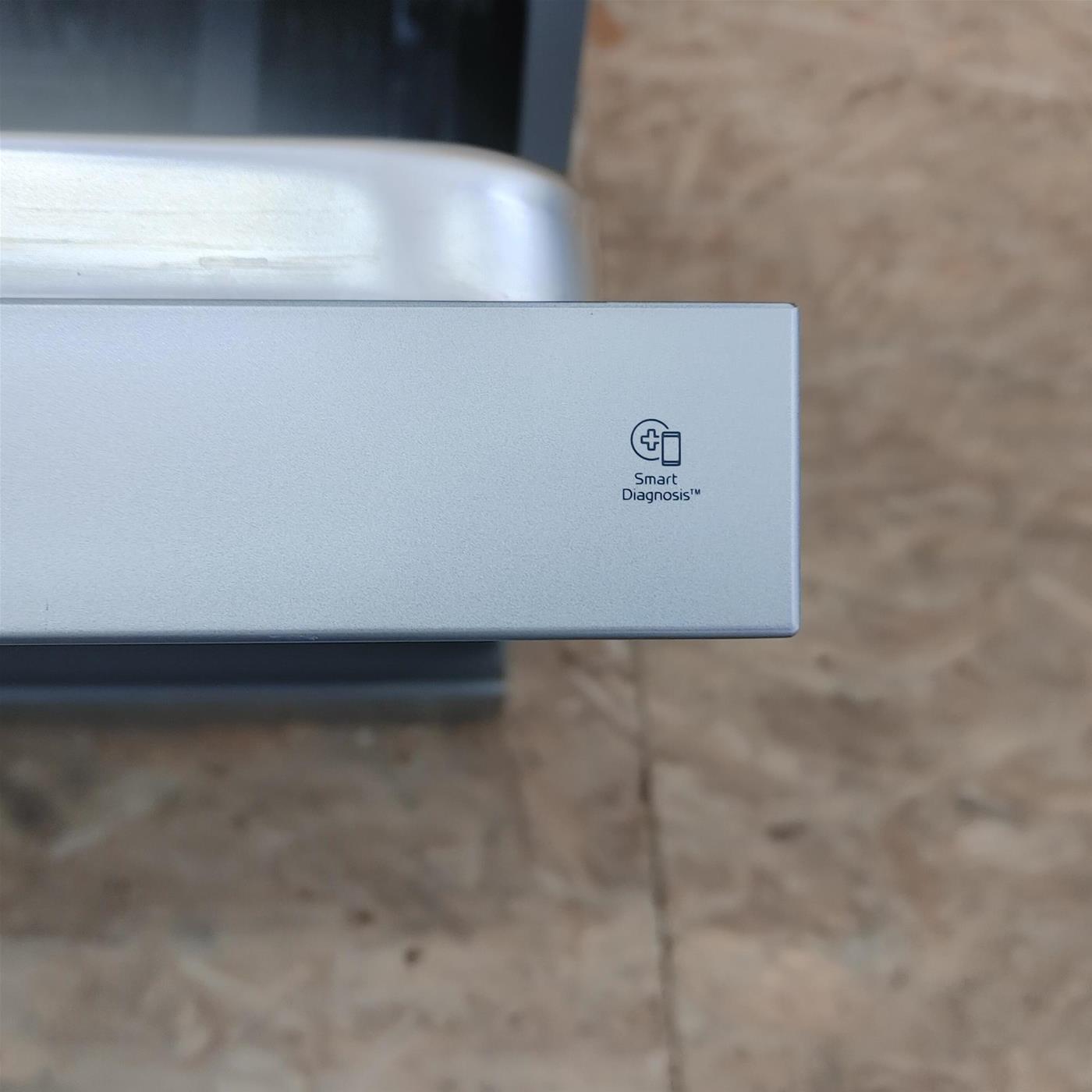 LG DF222FPS lavastoviglie Libera installazione 14 coperti E