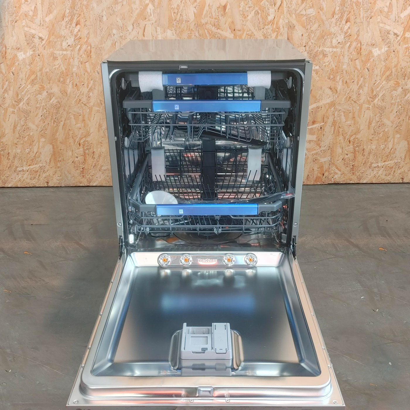 Lavastoviglie LG DB475TXS A scomparsa totale 14 coperti A